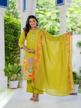 Maluka Women Cotton Green Kurta Pant Duptta Set