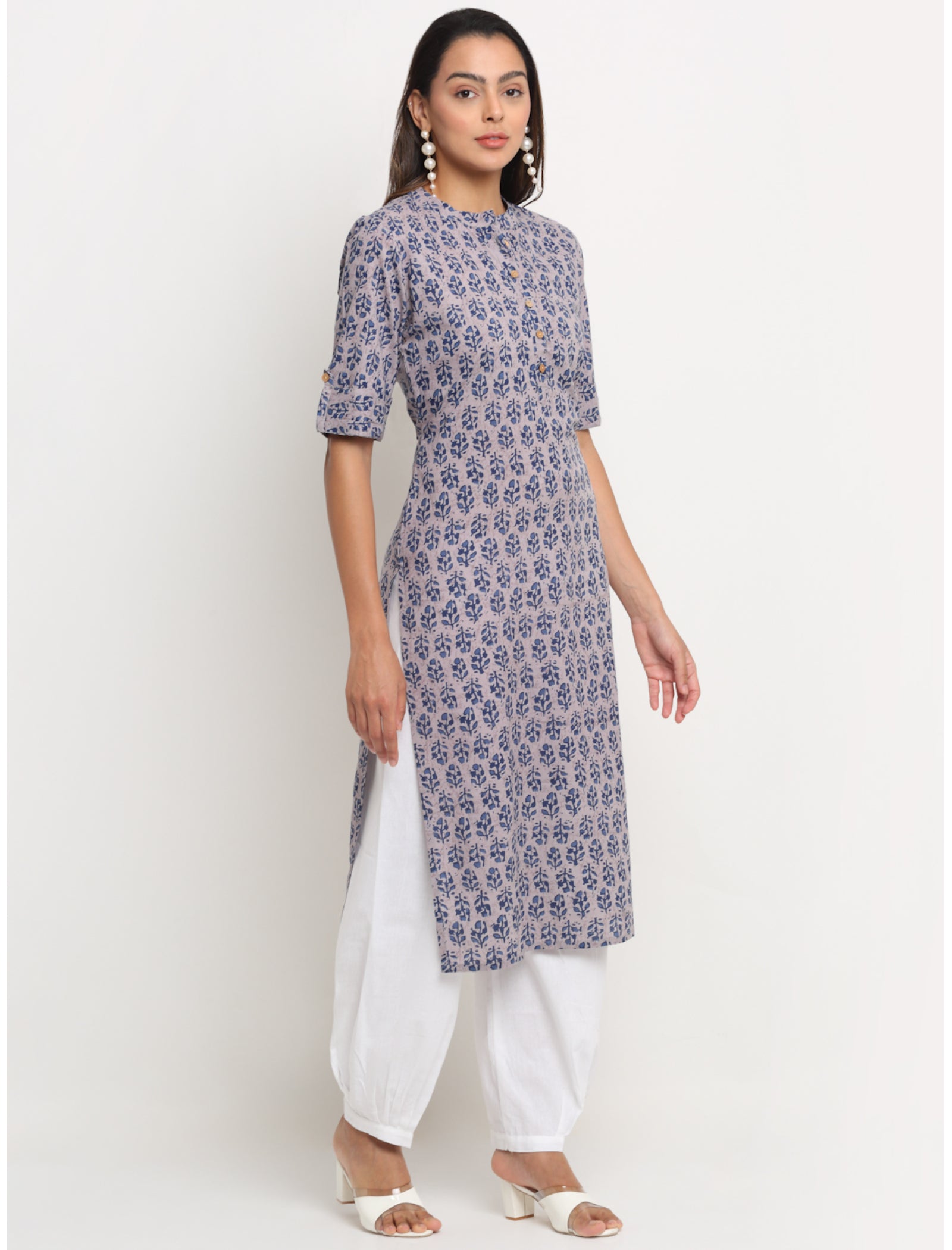 Maluka Women’s Grey Cotton Floral Print Kurta with Short Sleeve & Mandarin Collar