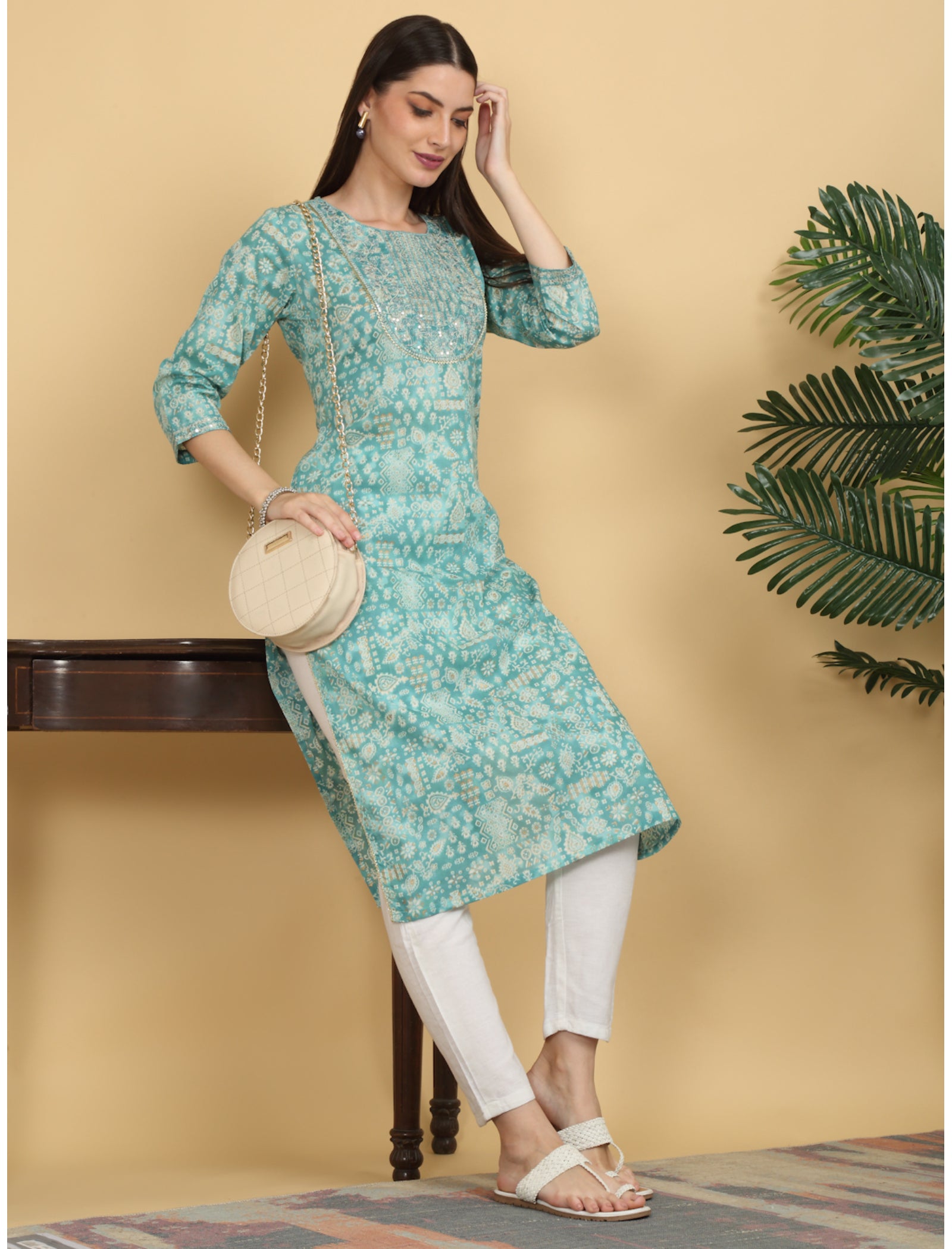 Maluka Women Cotton Ethnic Motifs Printed Straight Kurta