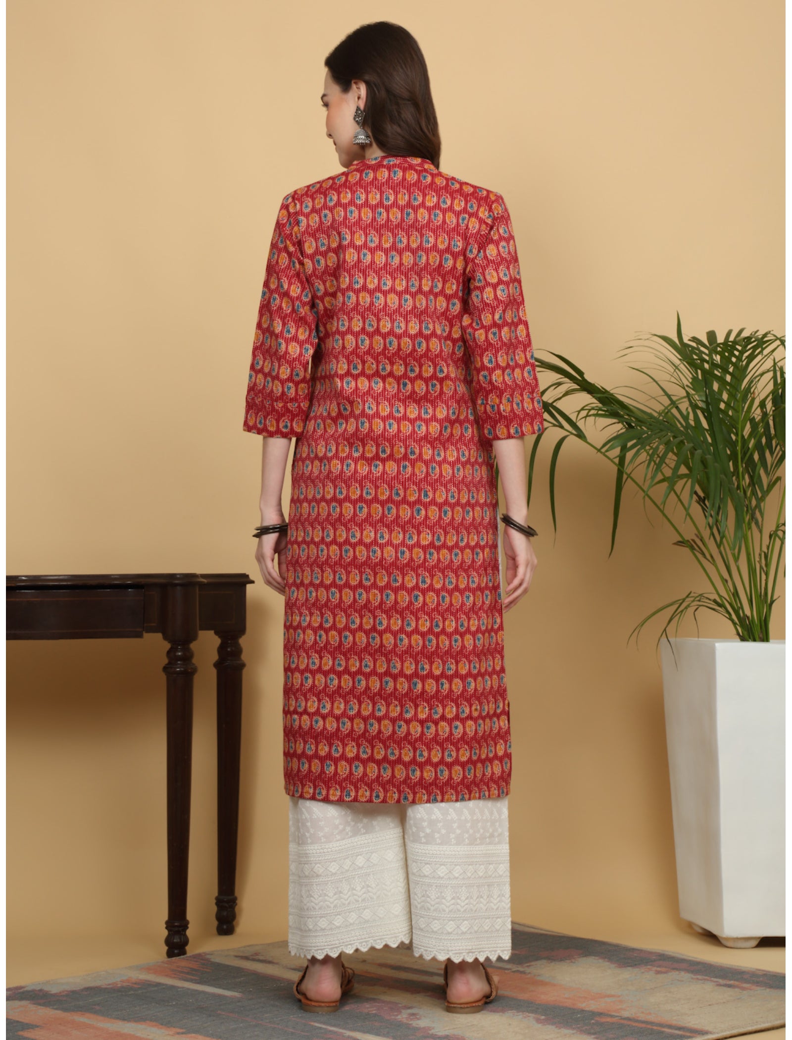 Maluka Women Cotton Kantha Paisley Printed With Tassel Straight Work