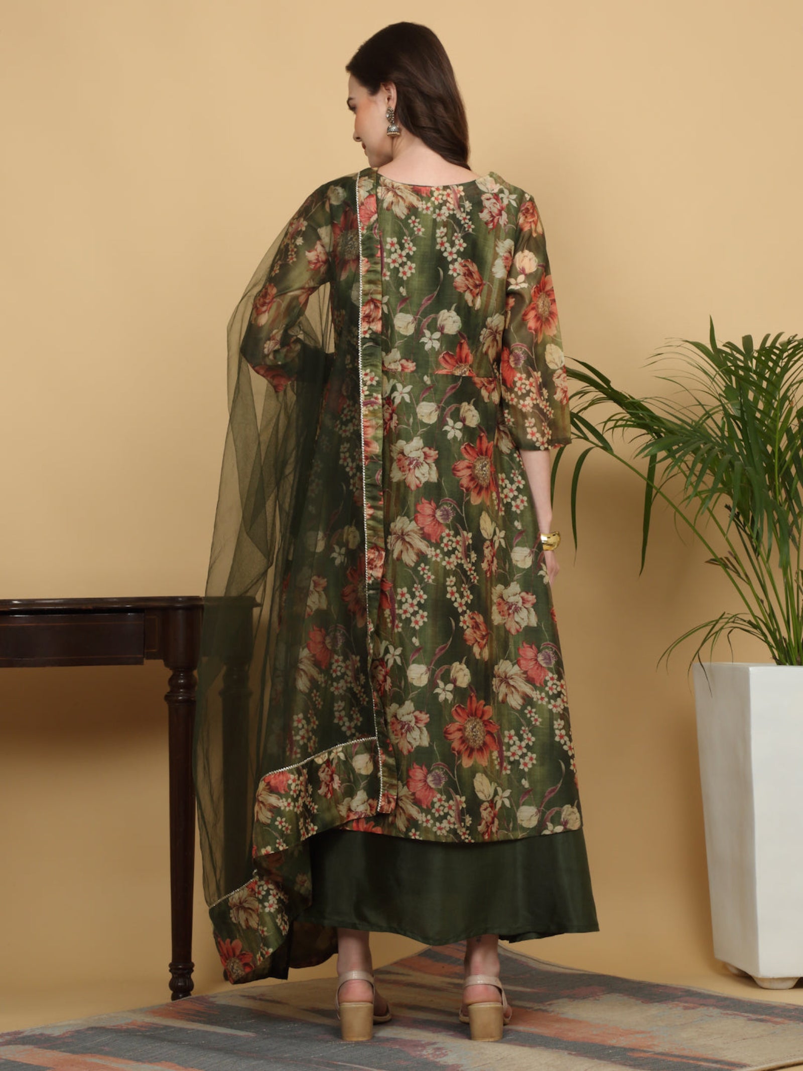 Maluka Women’s Green Floral Print Ankle Length Kurta Set with Dupatta