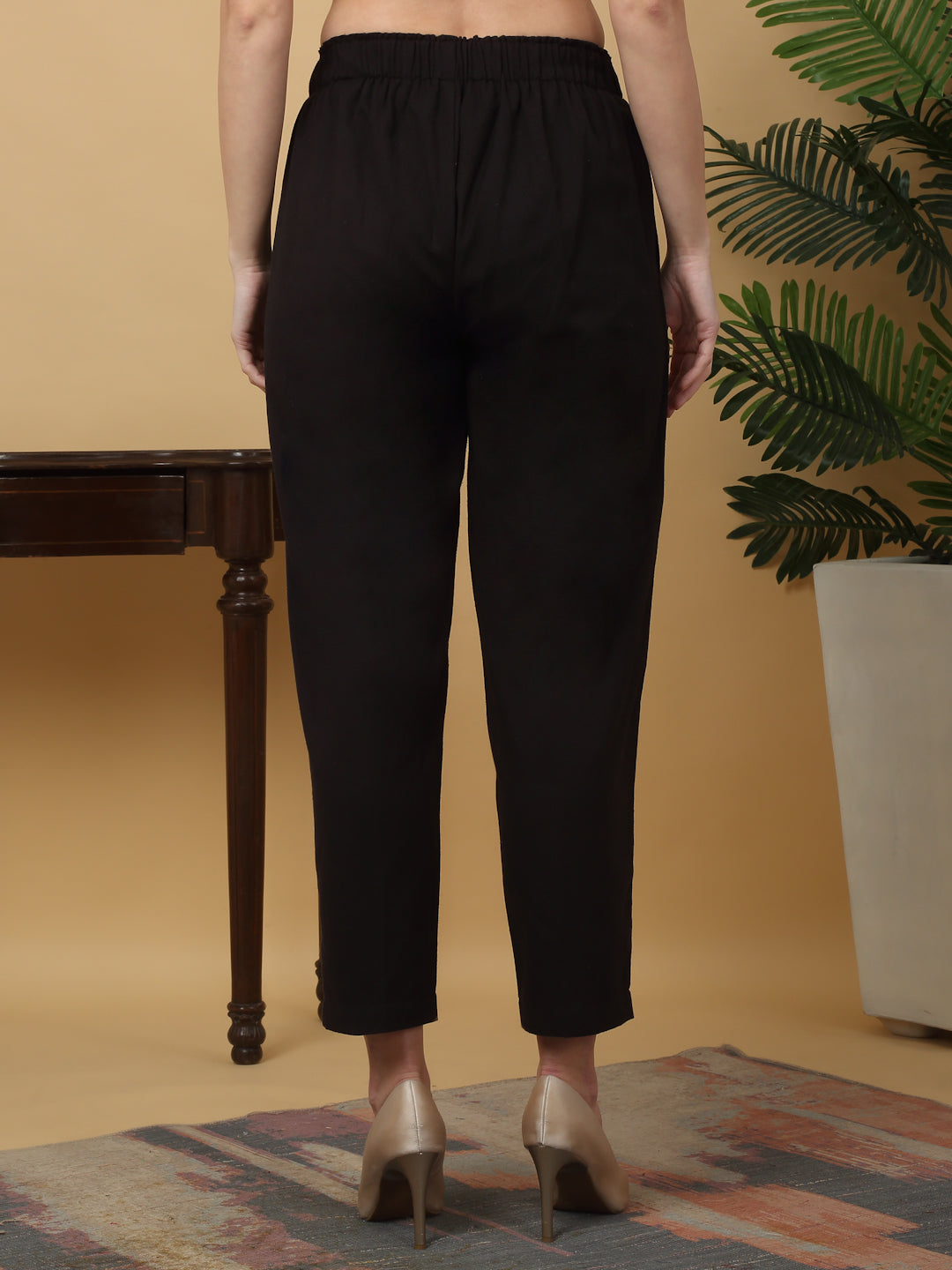 Maluka Women Black Cotton Flex Solid Print Trouser