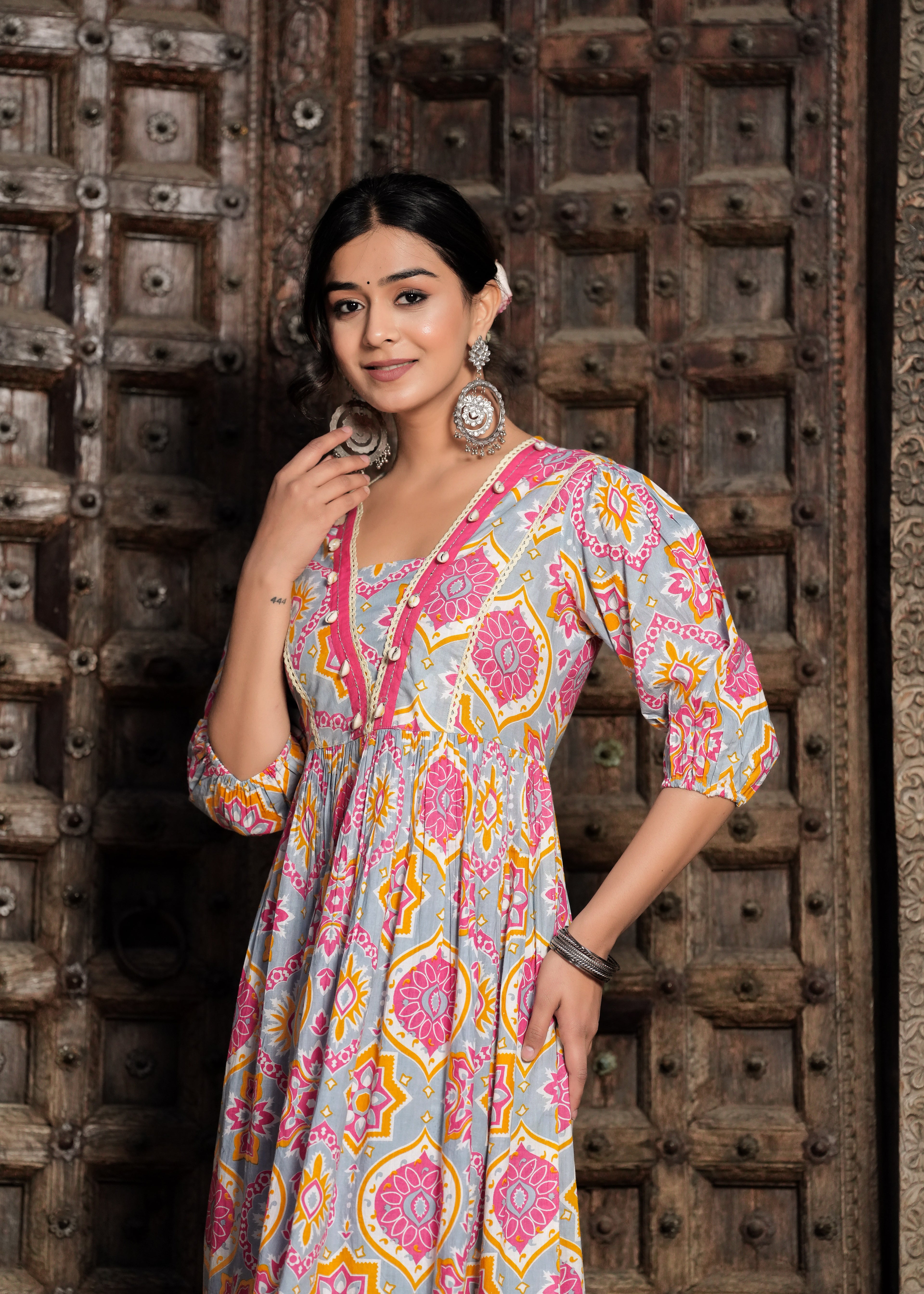 Maluka Women Cotton Floral Printed Kurta