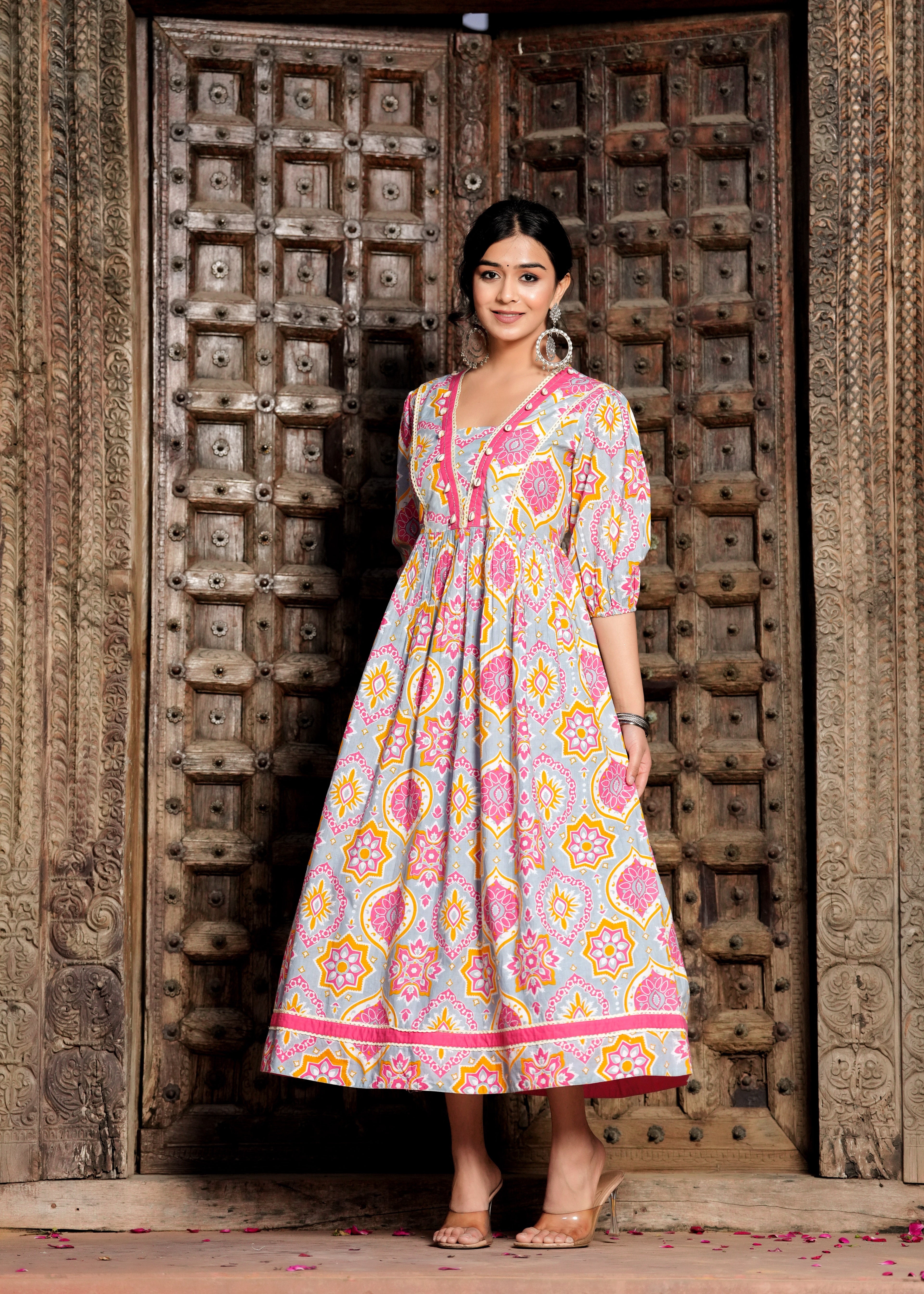 Maluka Women Cotton Floral Printed Kurta