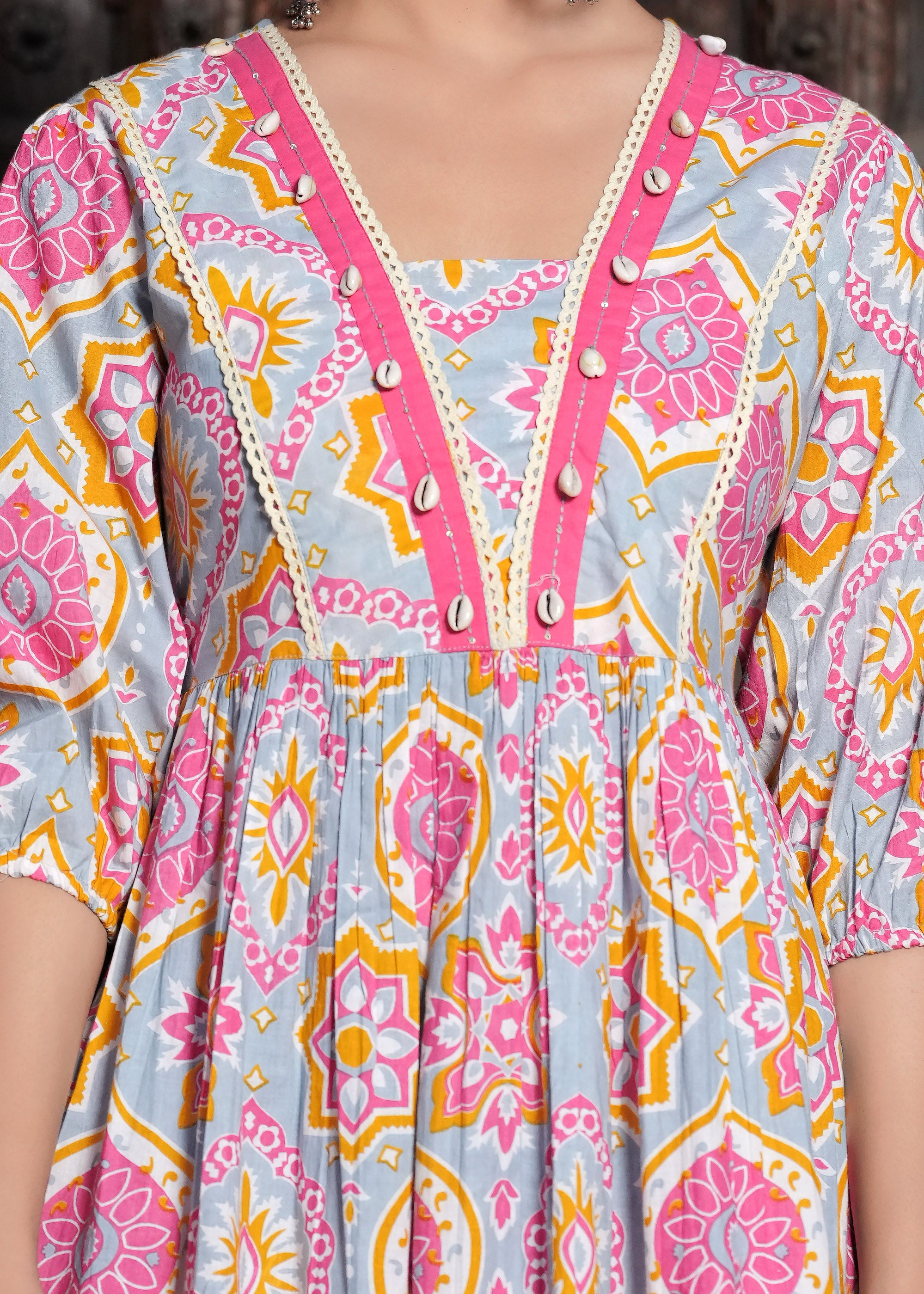 Maluka Women Cotton Floral Printed Kurta