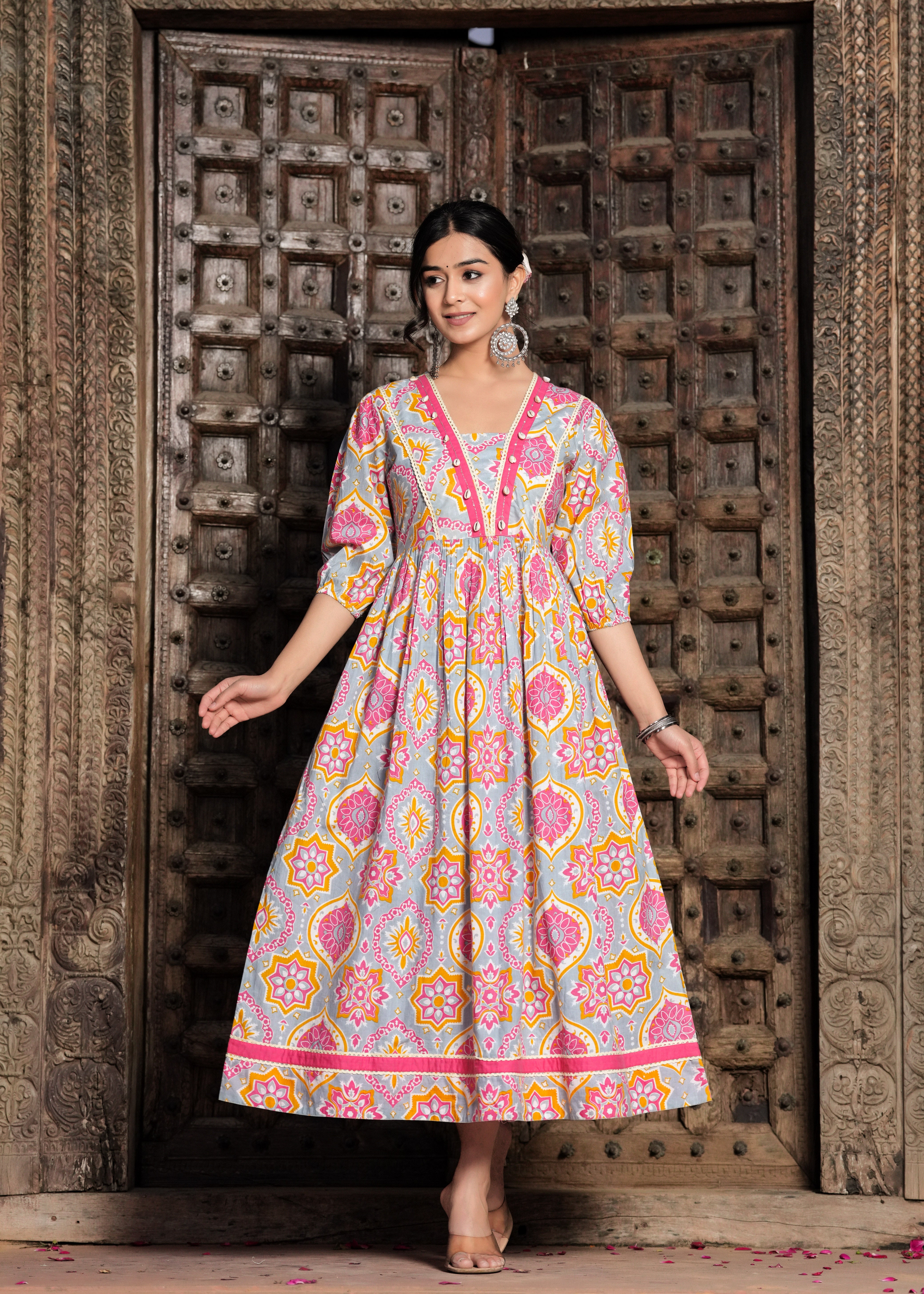 Maluka Women Cotton Floral Printed Kurta