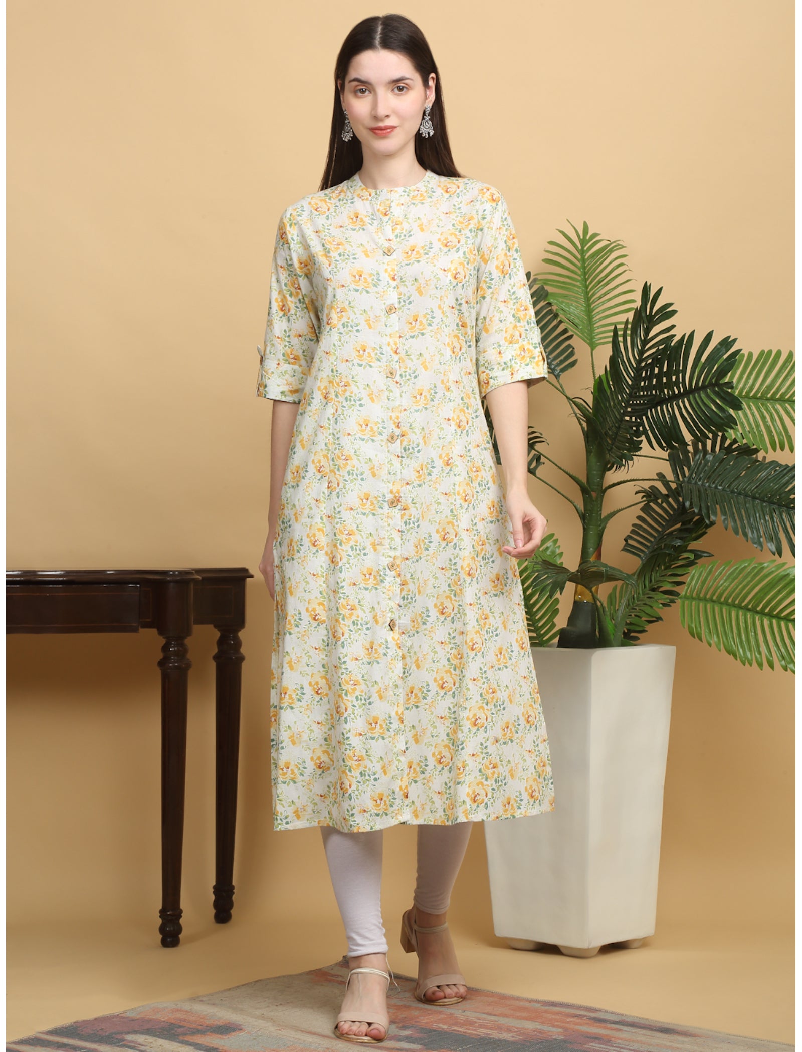Maluka Women Cotton Floral Printed with Button Work Kurta