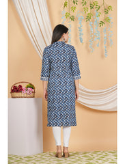 Maluka Women Rayon Floral Printed Straight Kurta