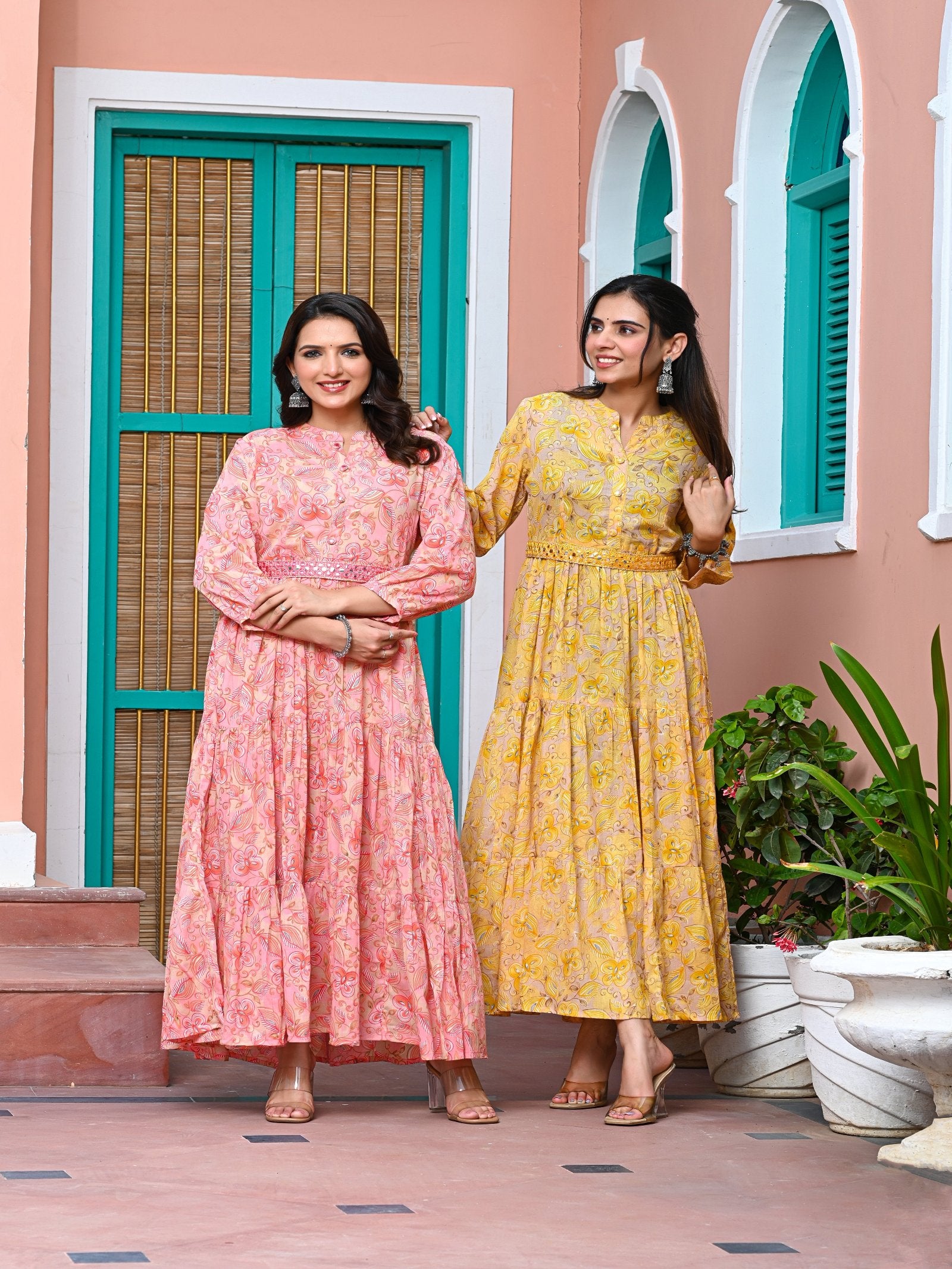 Maluka Women Cotton Foil Floral Printed Kurta
