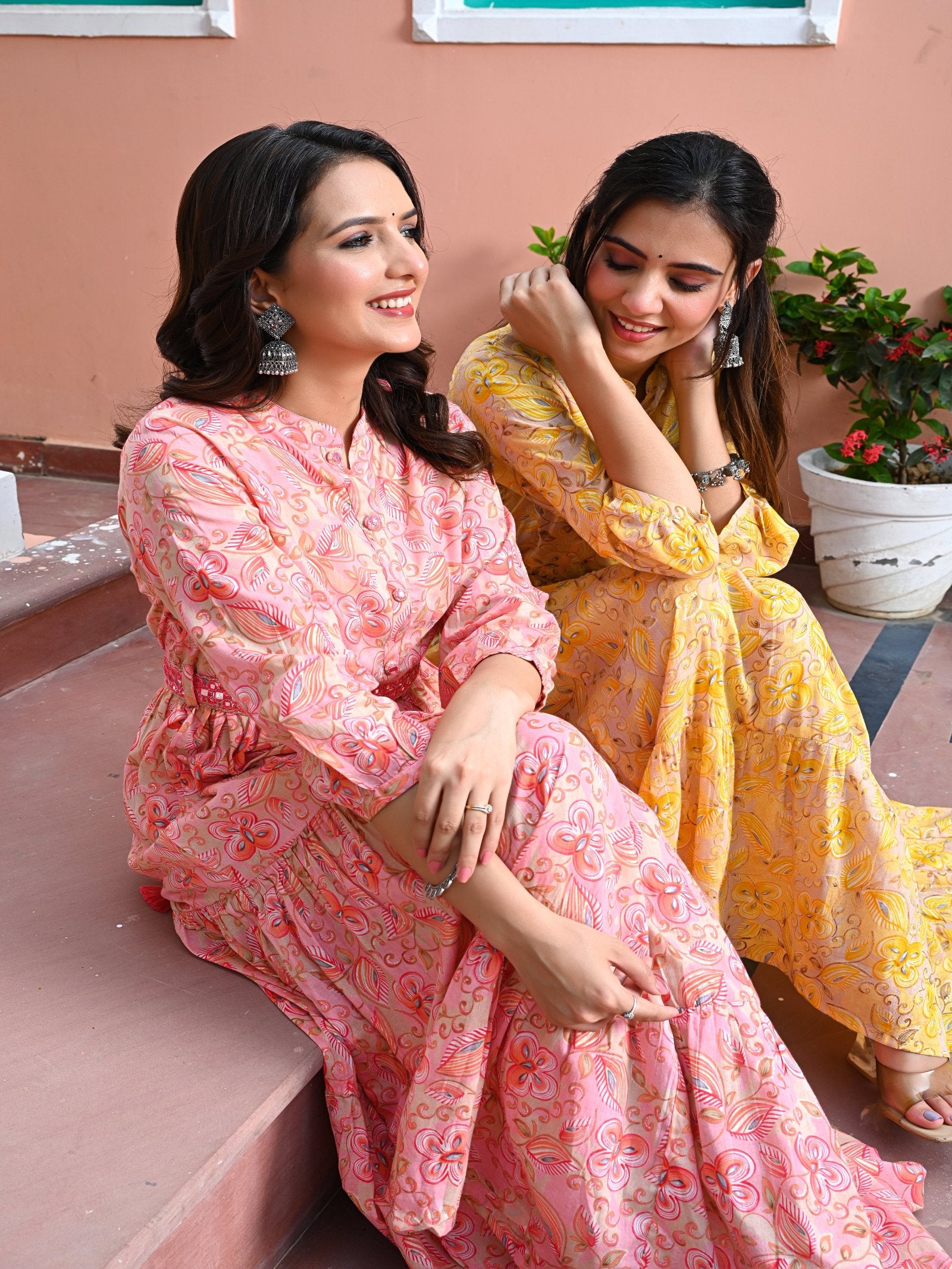 Maluka Women Cotton Foil Floral Printed Kurta