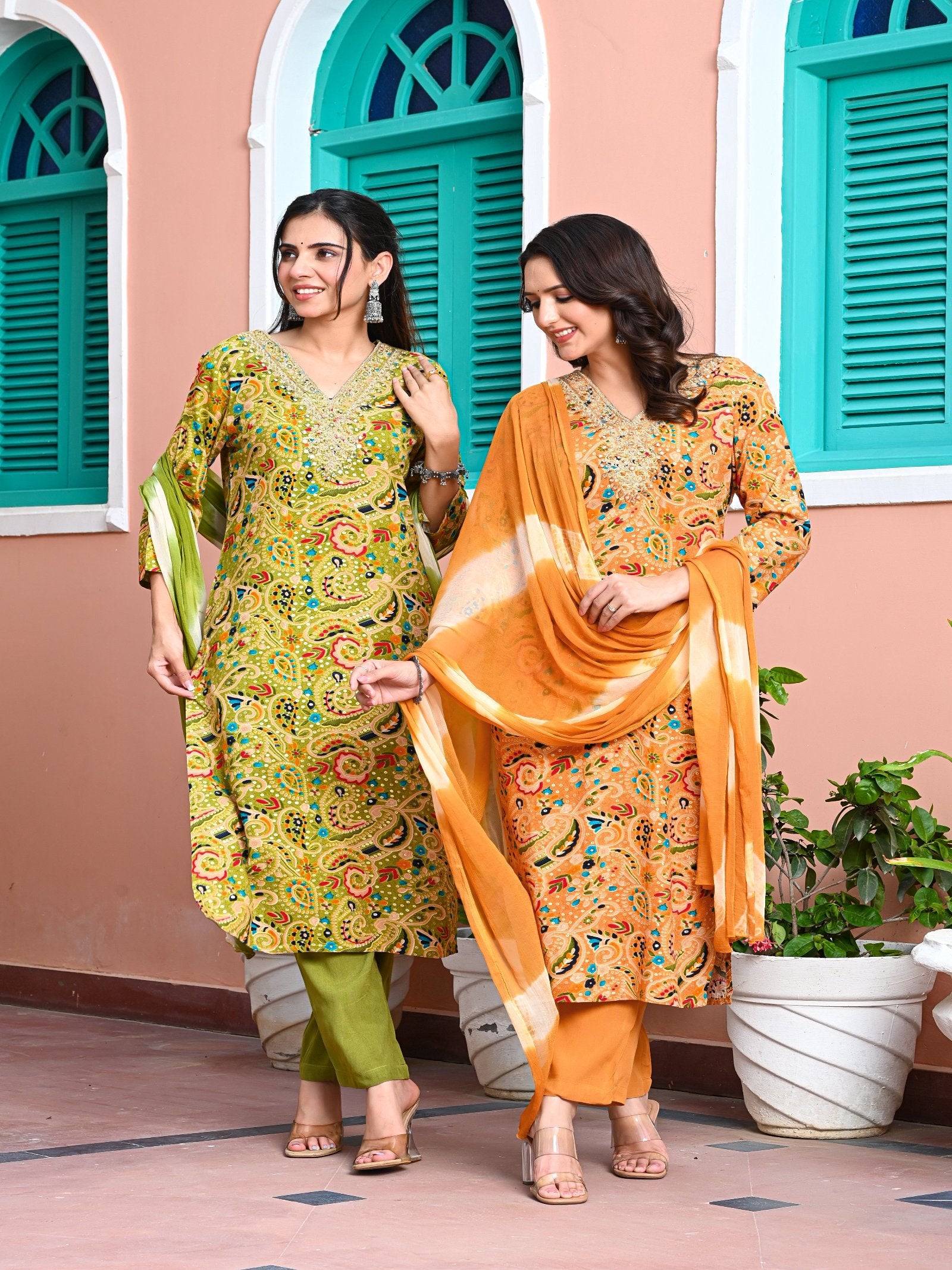 MALUKA WOMEN RAYON FOIL PRINTED KURTA PANT WITH DUPATTA SET