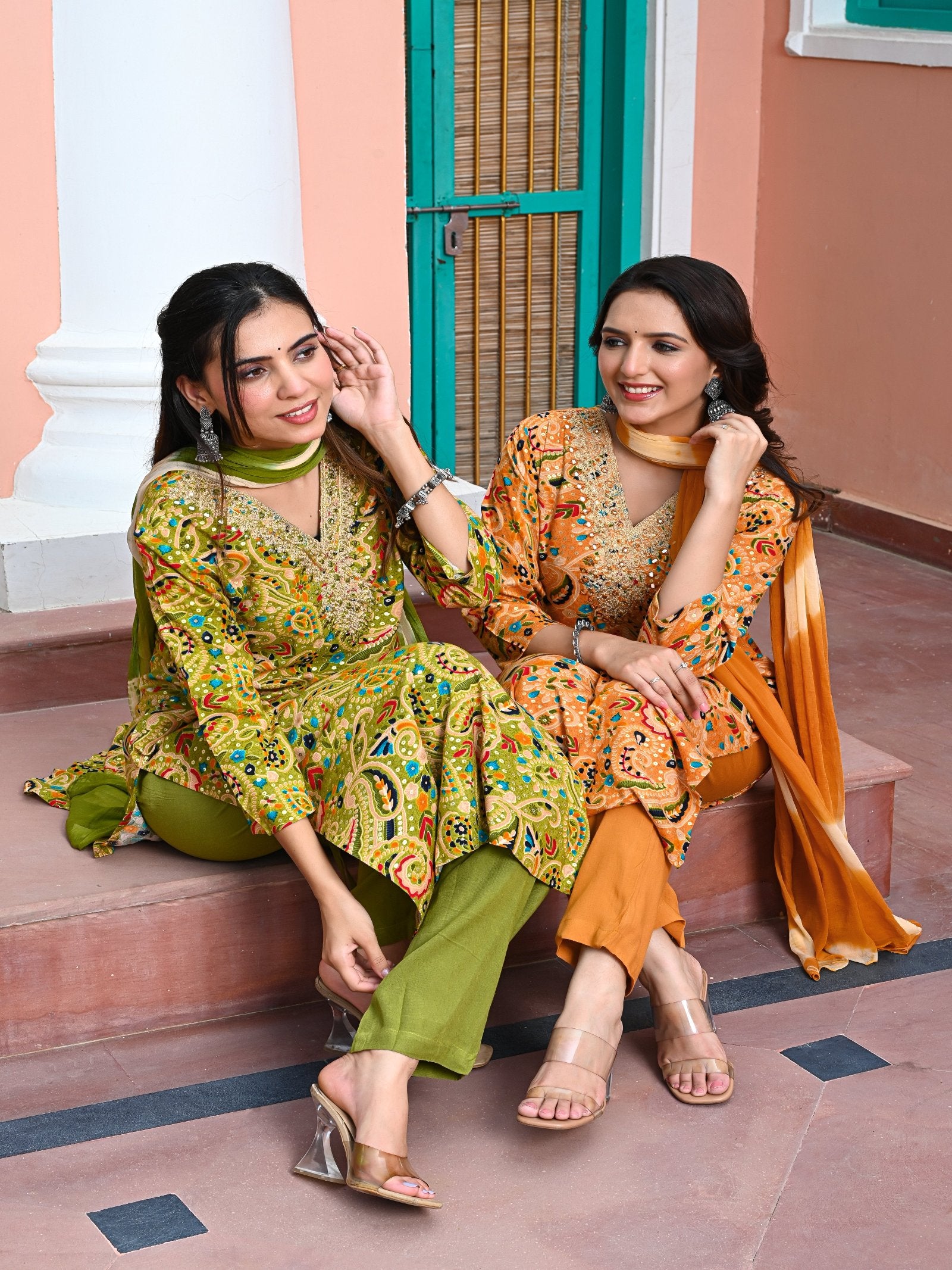 MALUKA WOMEN RAYON FOIL PRINTED KURTA PANT WITH DUPATTA SET