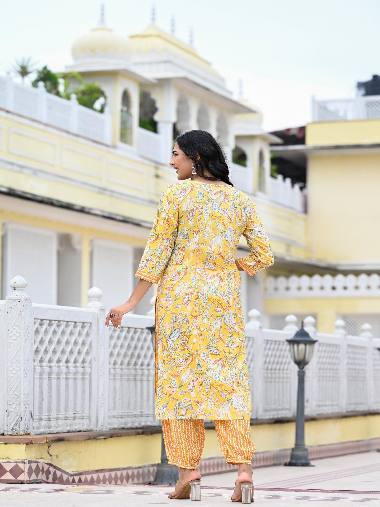 Maluka Women Capsule Foil Floral Printed Kurta Pant with Dupatta Set