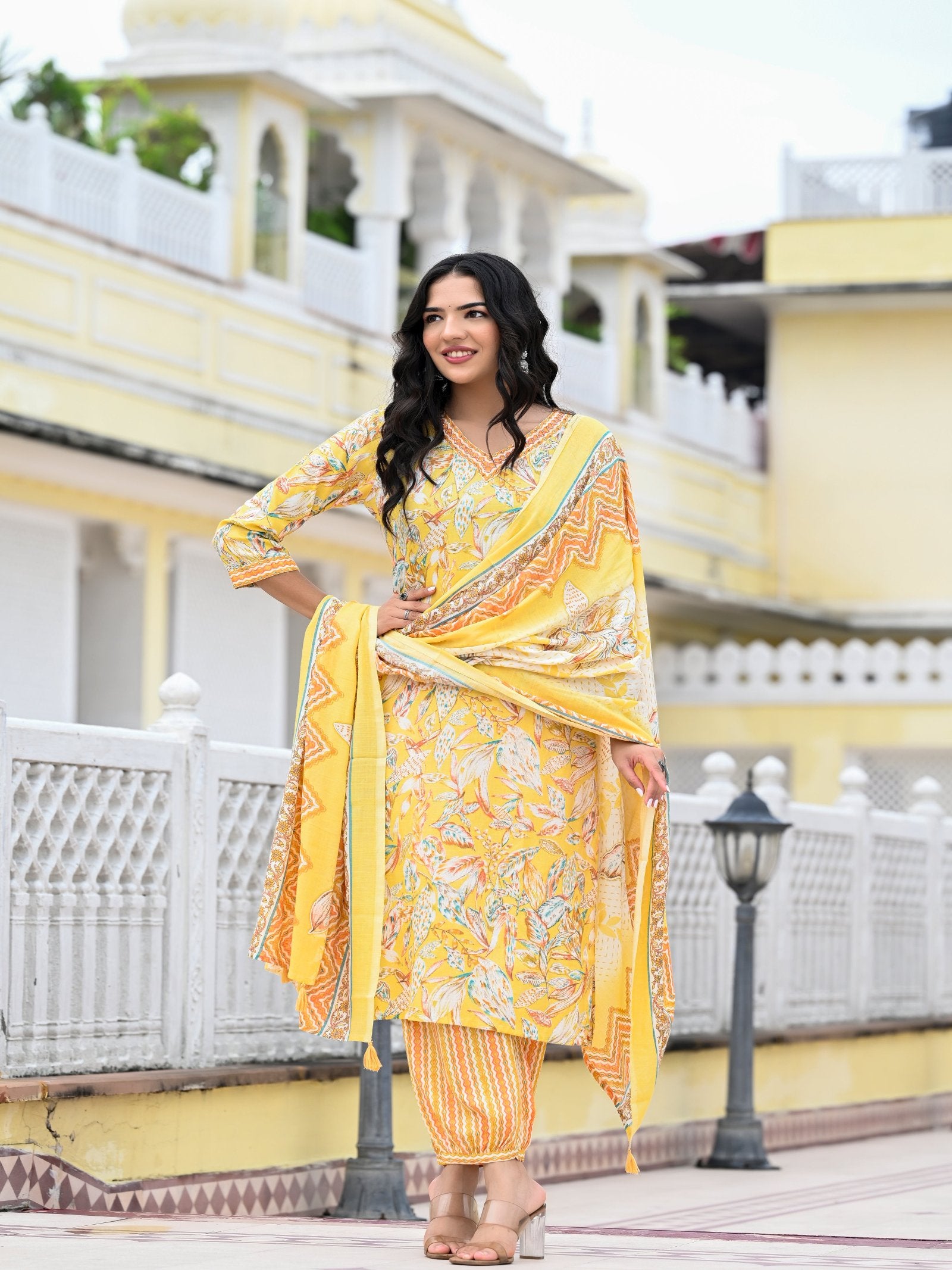 Maluka Women Capsule Foil Floral Printed Kurta Pant with Dupatta Set