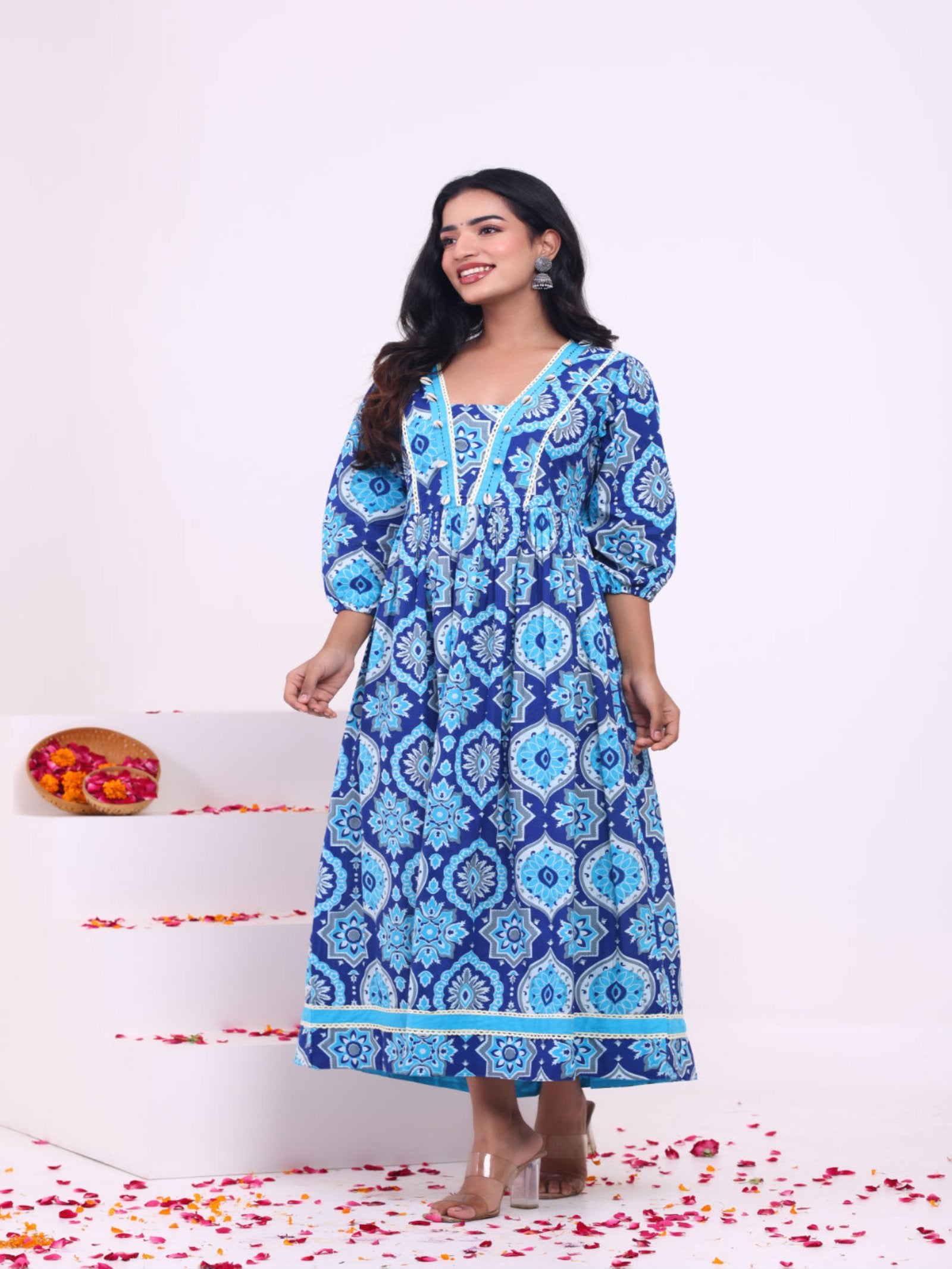 Maluka Women Cotton Floral Printed Kurta