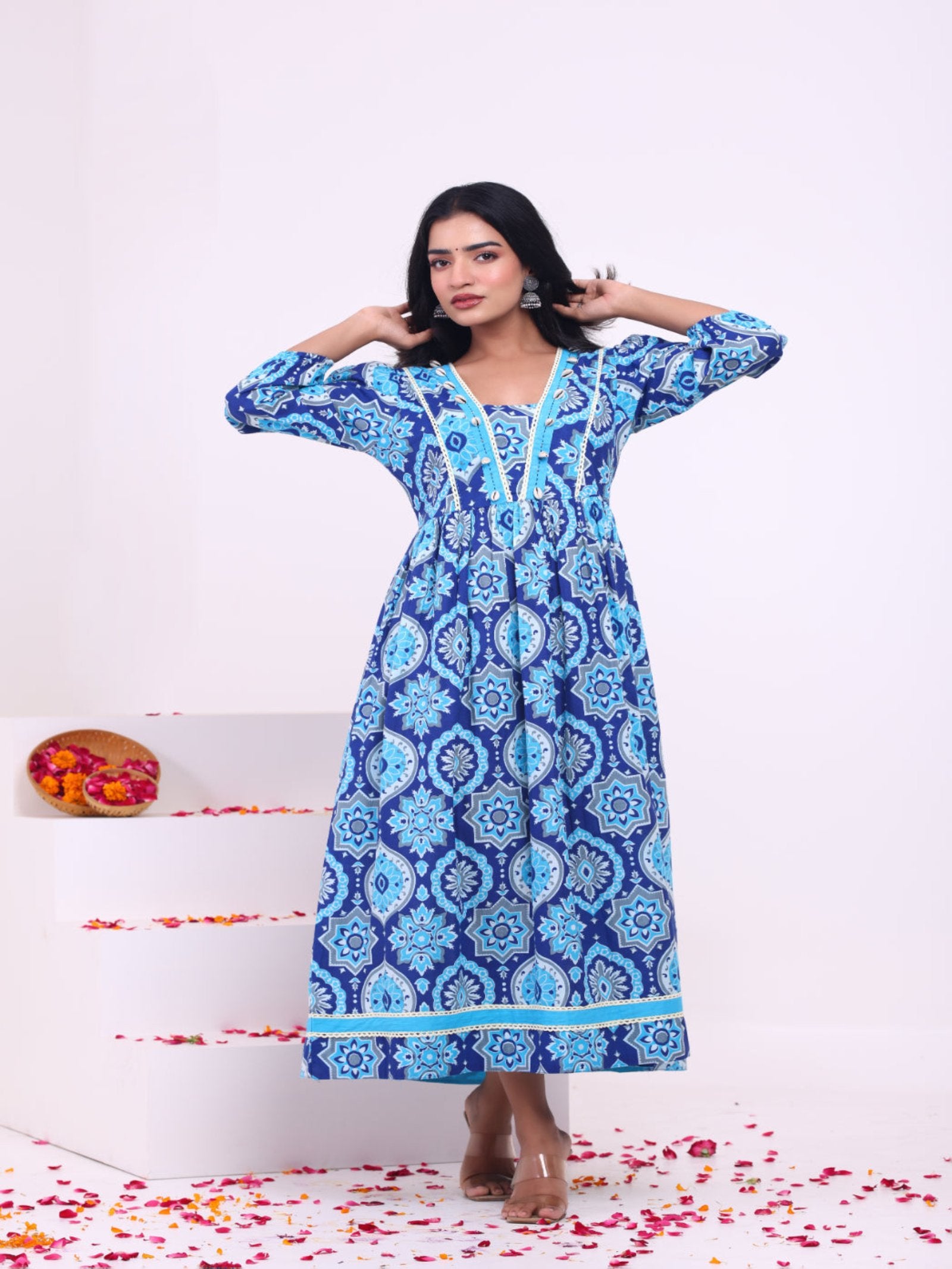 Maluka Women Cotton Floral Printed Kurta