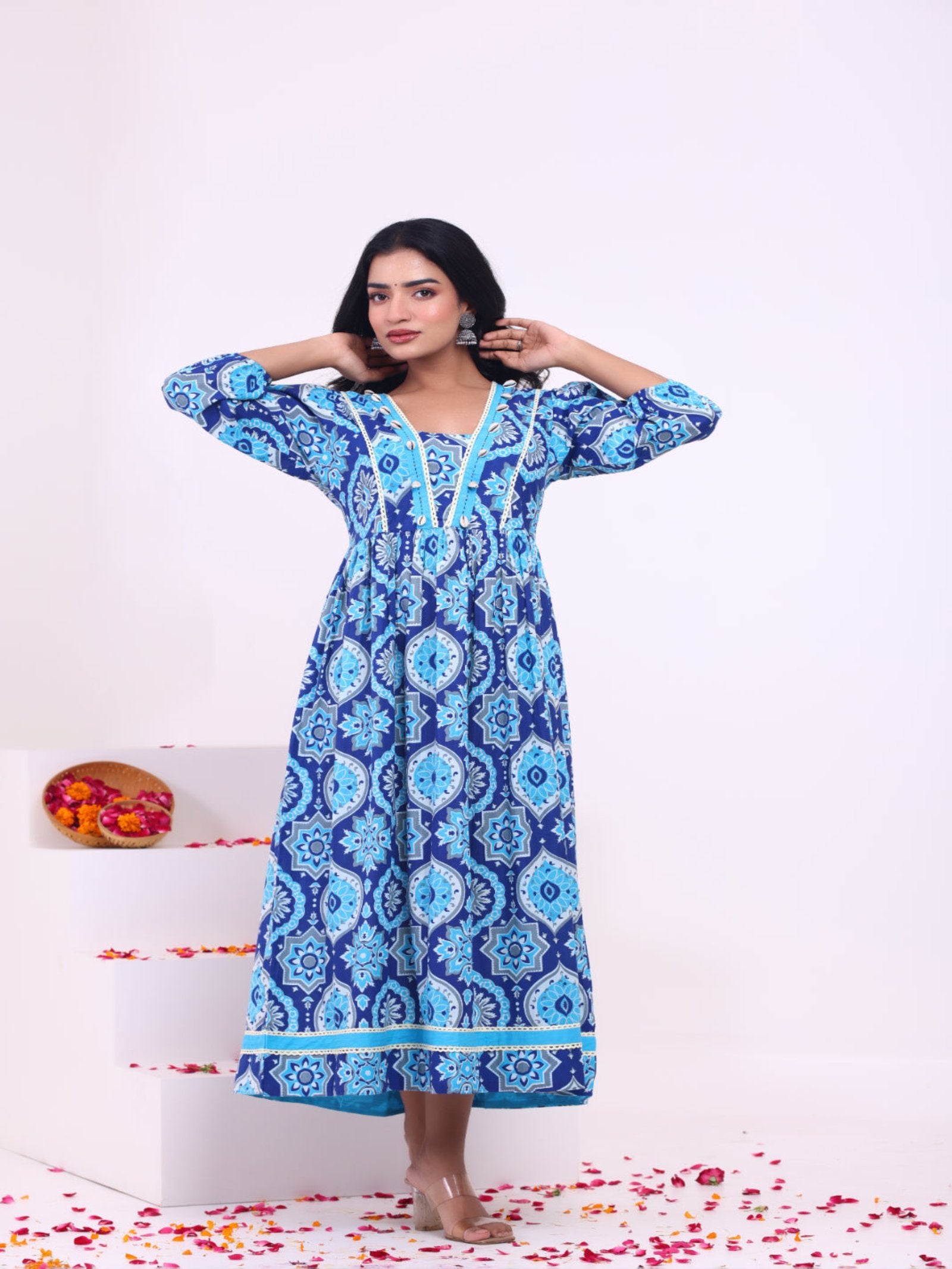 Maluka Women Cotton Floral Printed Kurta