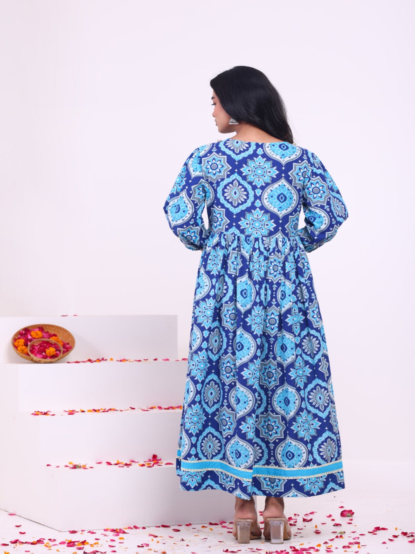 Maluka Women Cotton Floral Printed Kurta