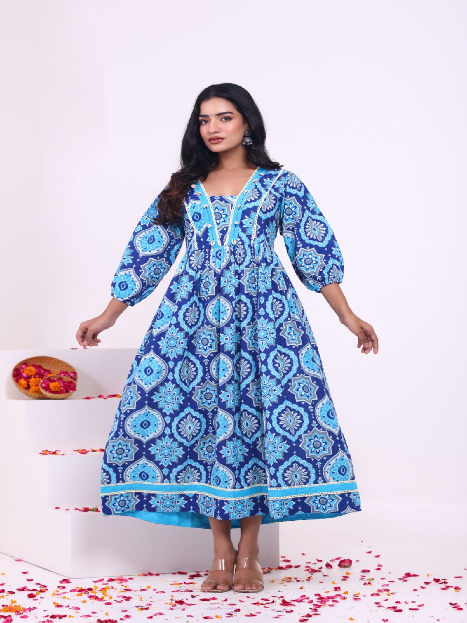 Maluka Women Cotton Floral Printed Kurta