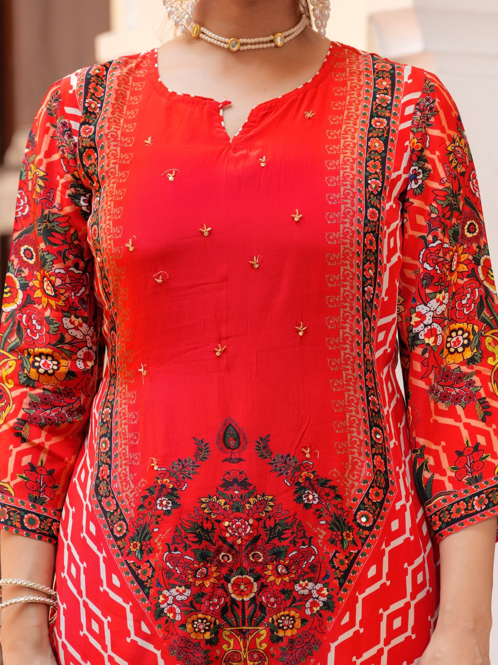 Maluka Women Natural Crape Floral Printed Kurta Pant with Dupatta Set