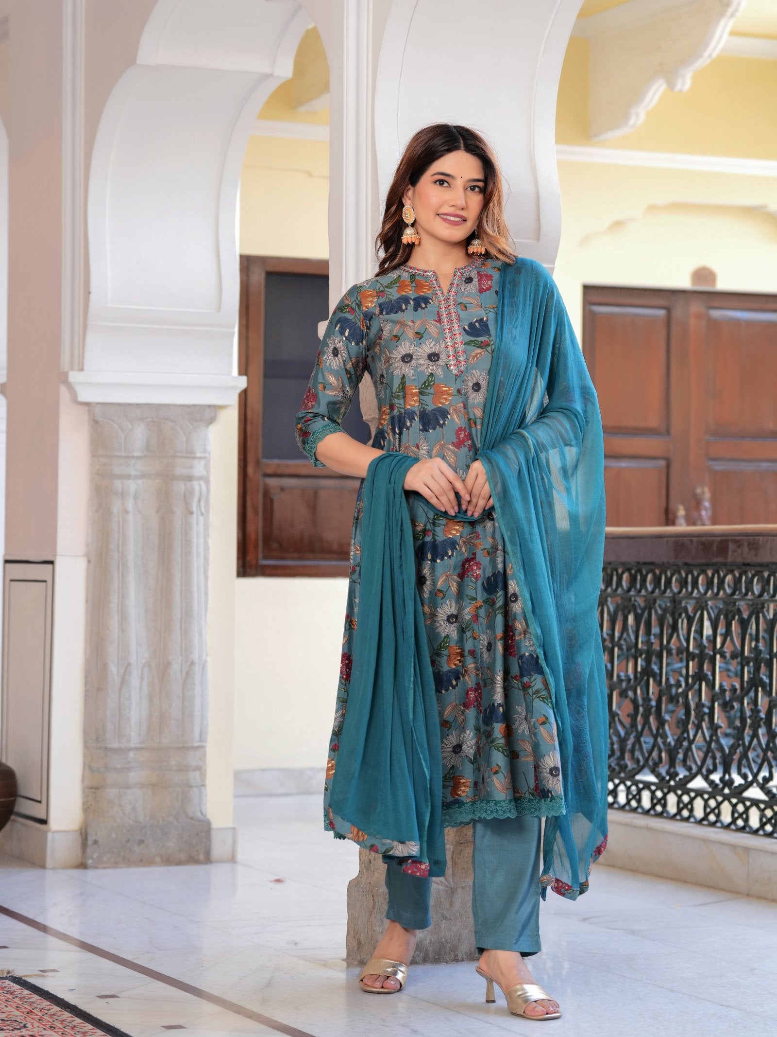 MALUKA WOMEN MODAL CHANDERI FLORAL PRINT KURTA PANT WITH DUPATTA SET