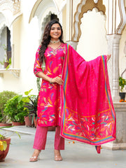 Maluka Women Modal Chanderi Foil Print Sequins with Beads and Stone Work Kurta Set
