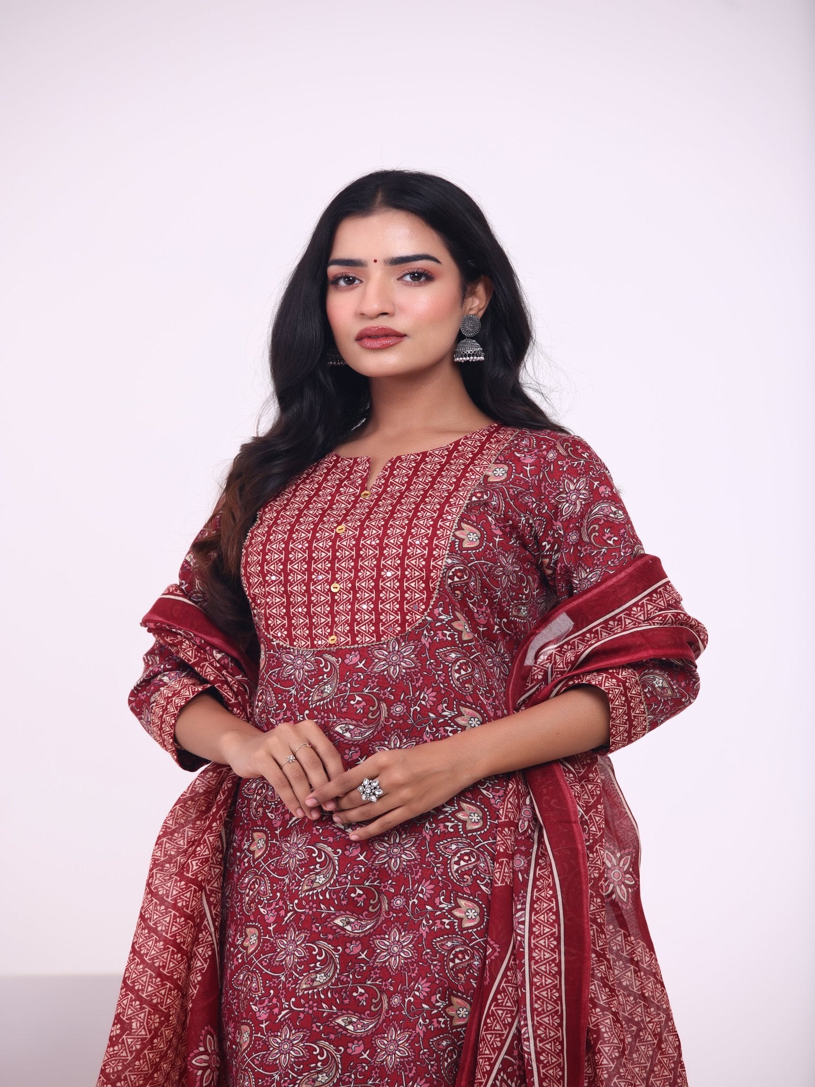 Maluka Women Rayon Capsule Froral Print with Mirror Work Kurta Pant with Dupatta Set