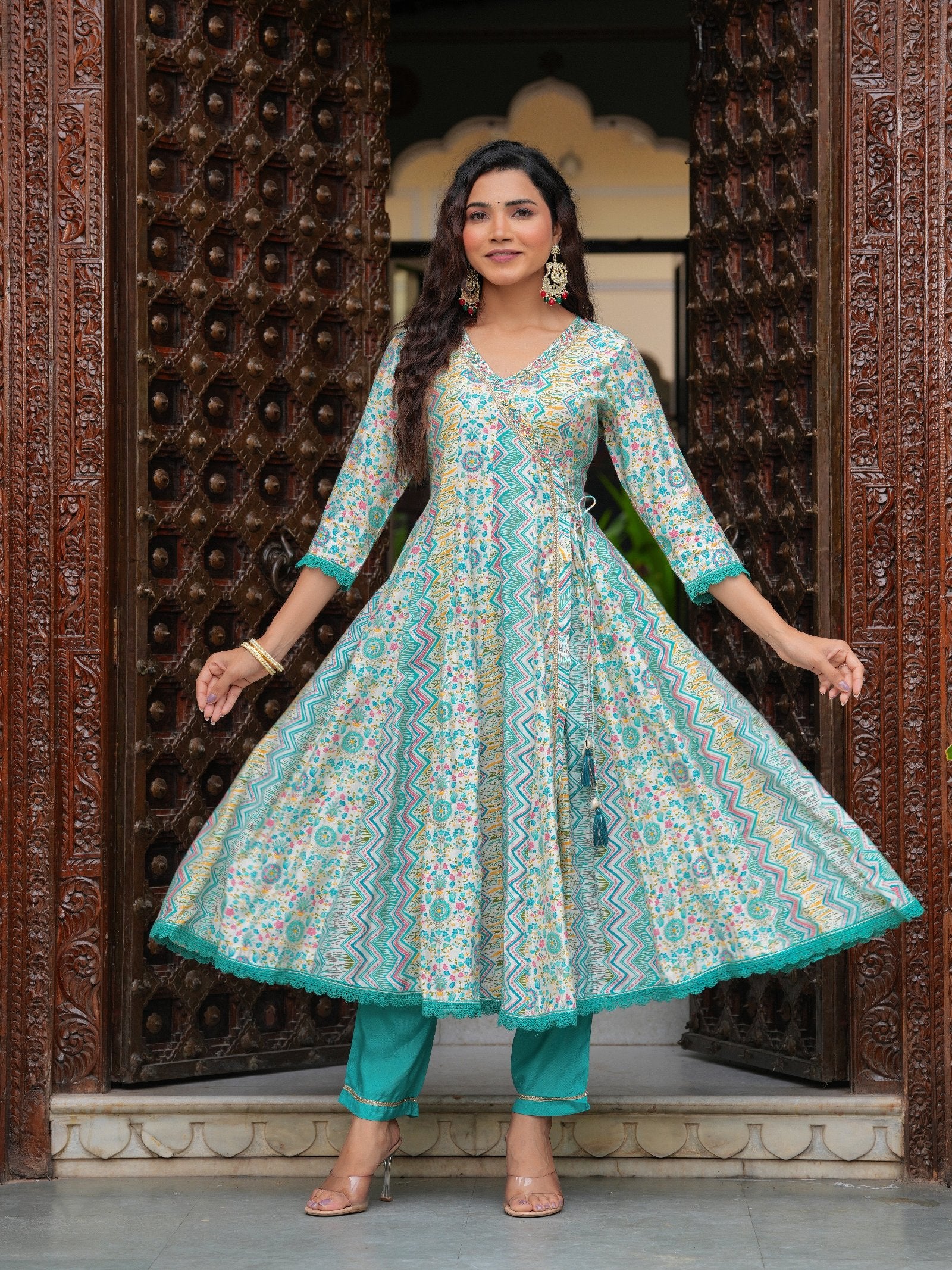 Maluka Women Modal Chanderi Foil Printed Gotta Patti & Sequins Work Kurta Set
