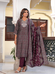 Maluka Women’s Wine & Mehndi Green Ethnic Kurta Set with Dupatta