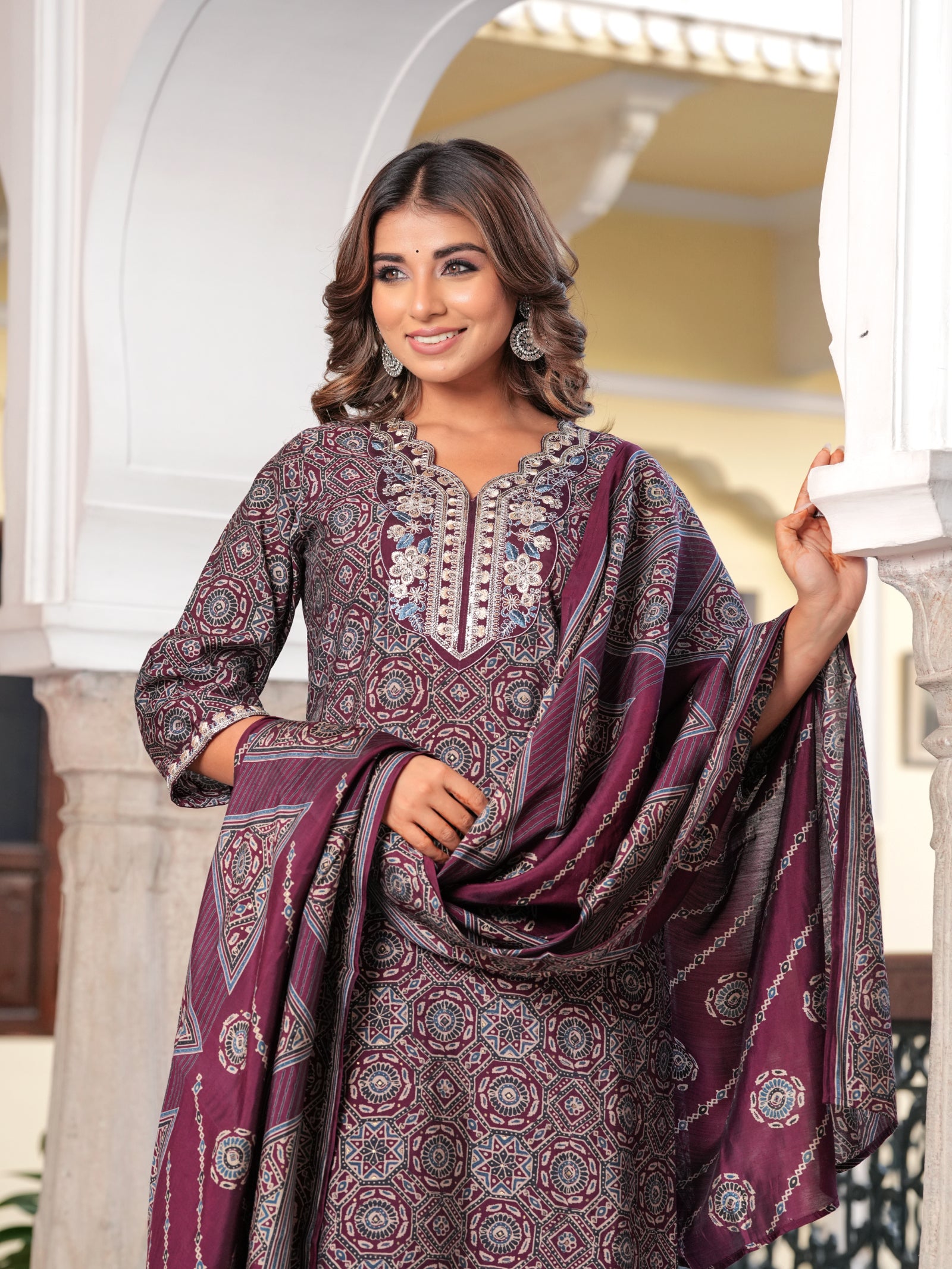 Maluka Women’s Wine & Mehndi Green Ethnic Kurta Set with Dupatta