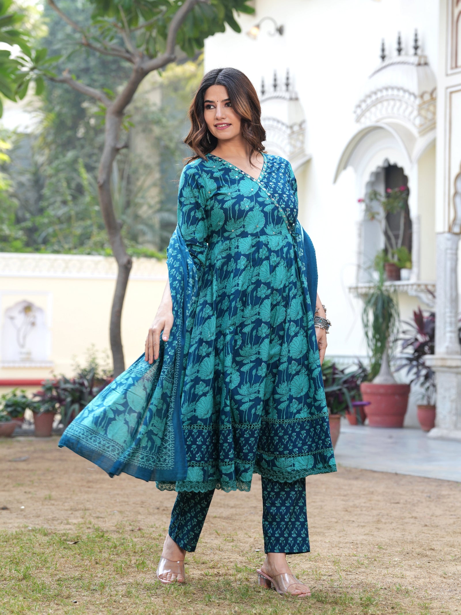 Maluka Women Cotton Floral Printed Kurta Pant With Dupatta Set