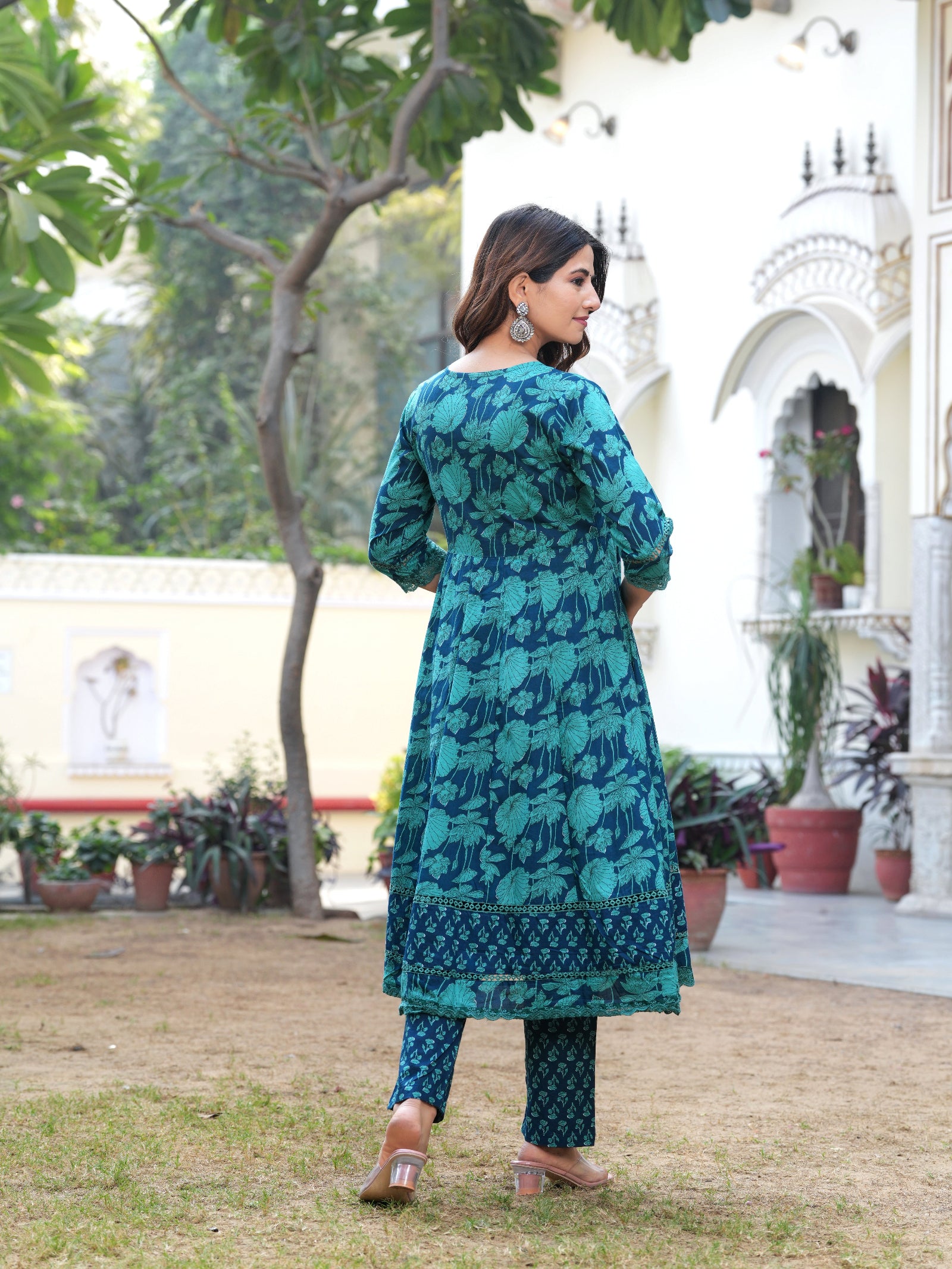 Maluka Women Cotton Floral Printed Kurta Pant With Dupatta Set