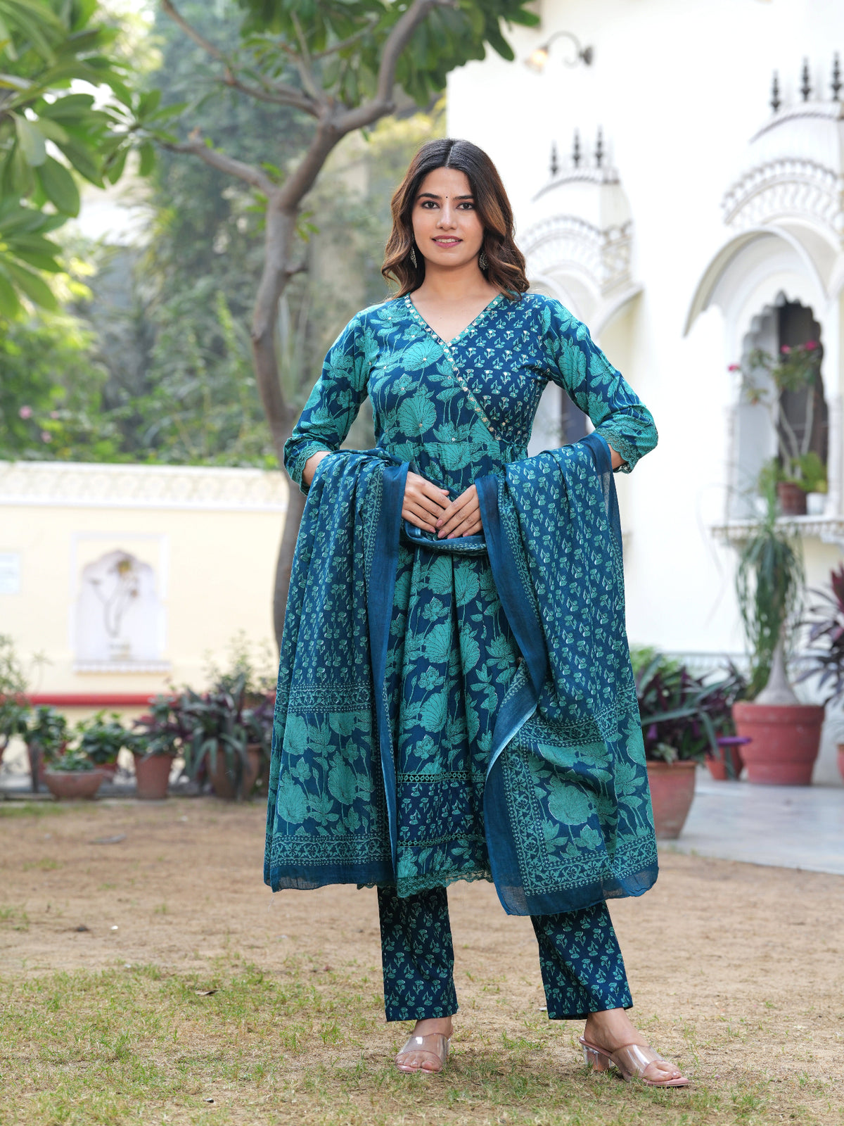 Maluka Women Cotton Floral Printed Kurta Pant With Dupatta Set