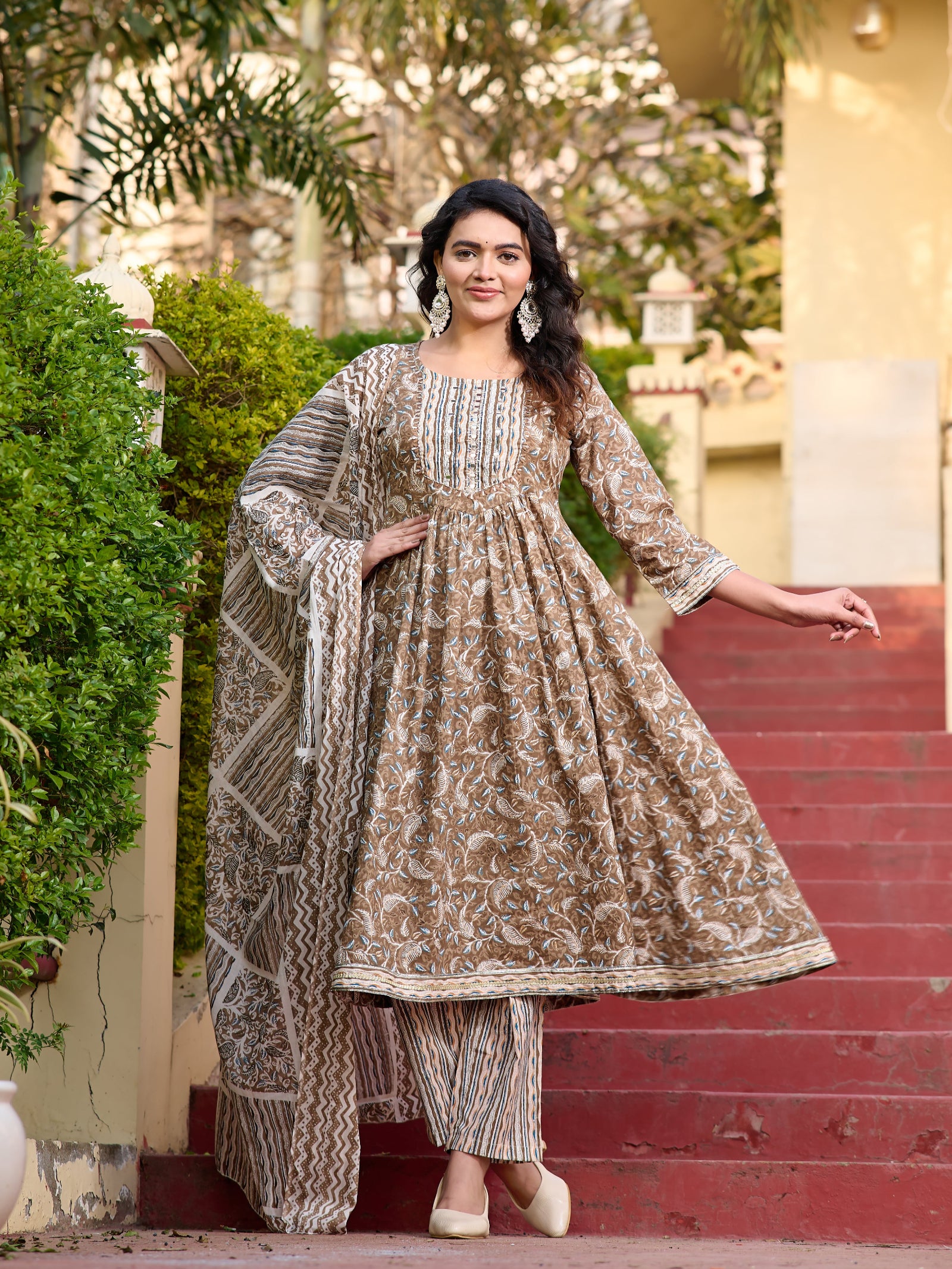 Maluka Women Cotton Floral Printed Kurta Pant with Dupatta Set