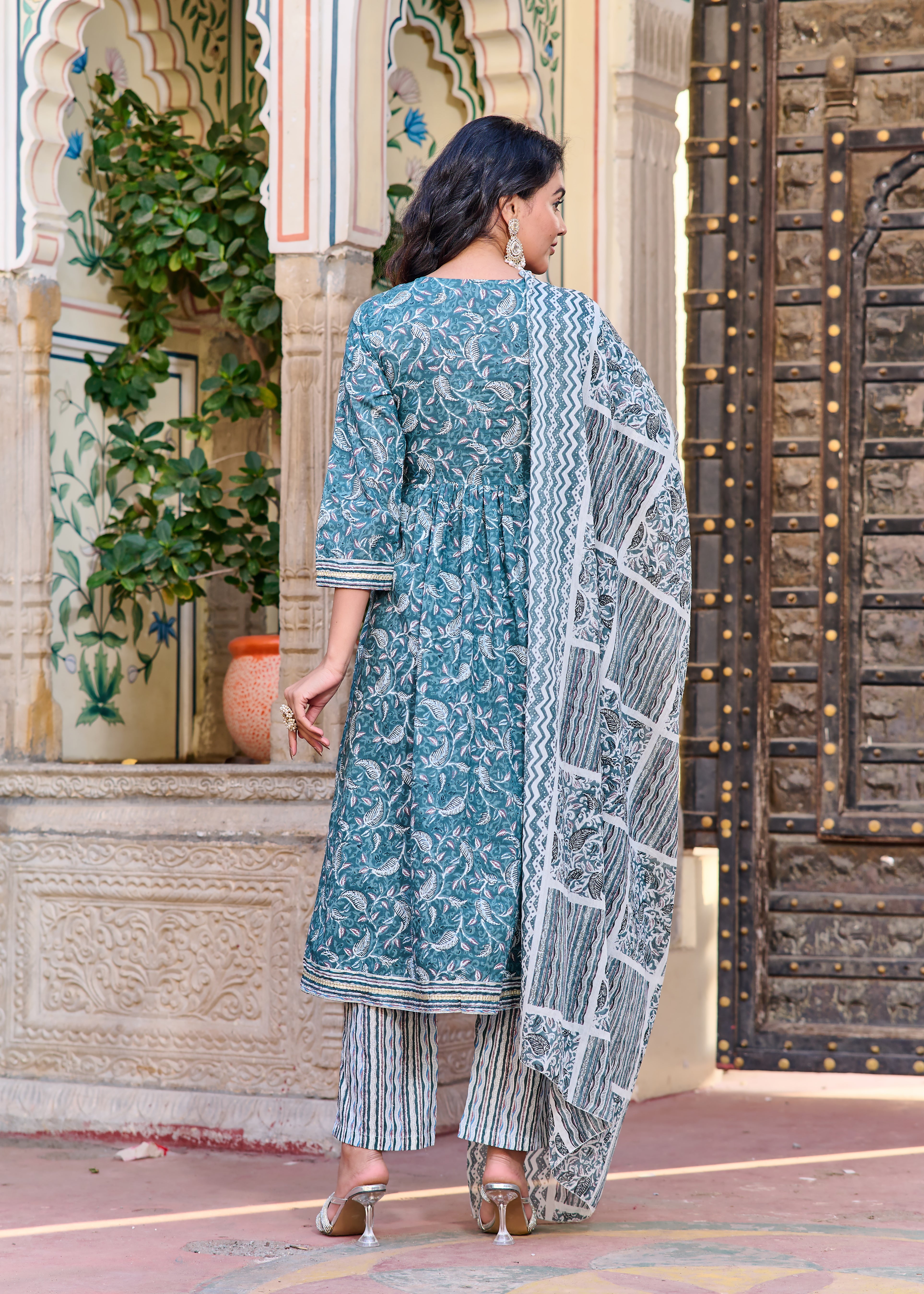 Maluka Women Cotton Floral Printed Kurta Pant With Dupatta Set