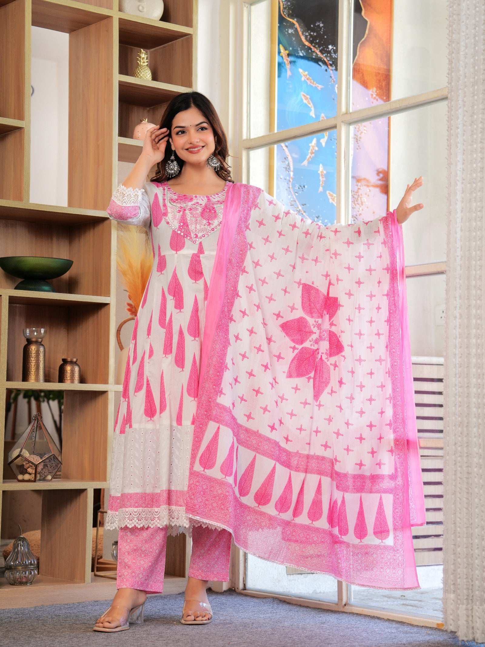 Maluka Women Pink Cotton Floral Printed Kurta Pant Dupatta Set