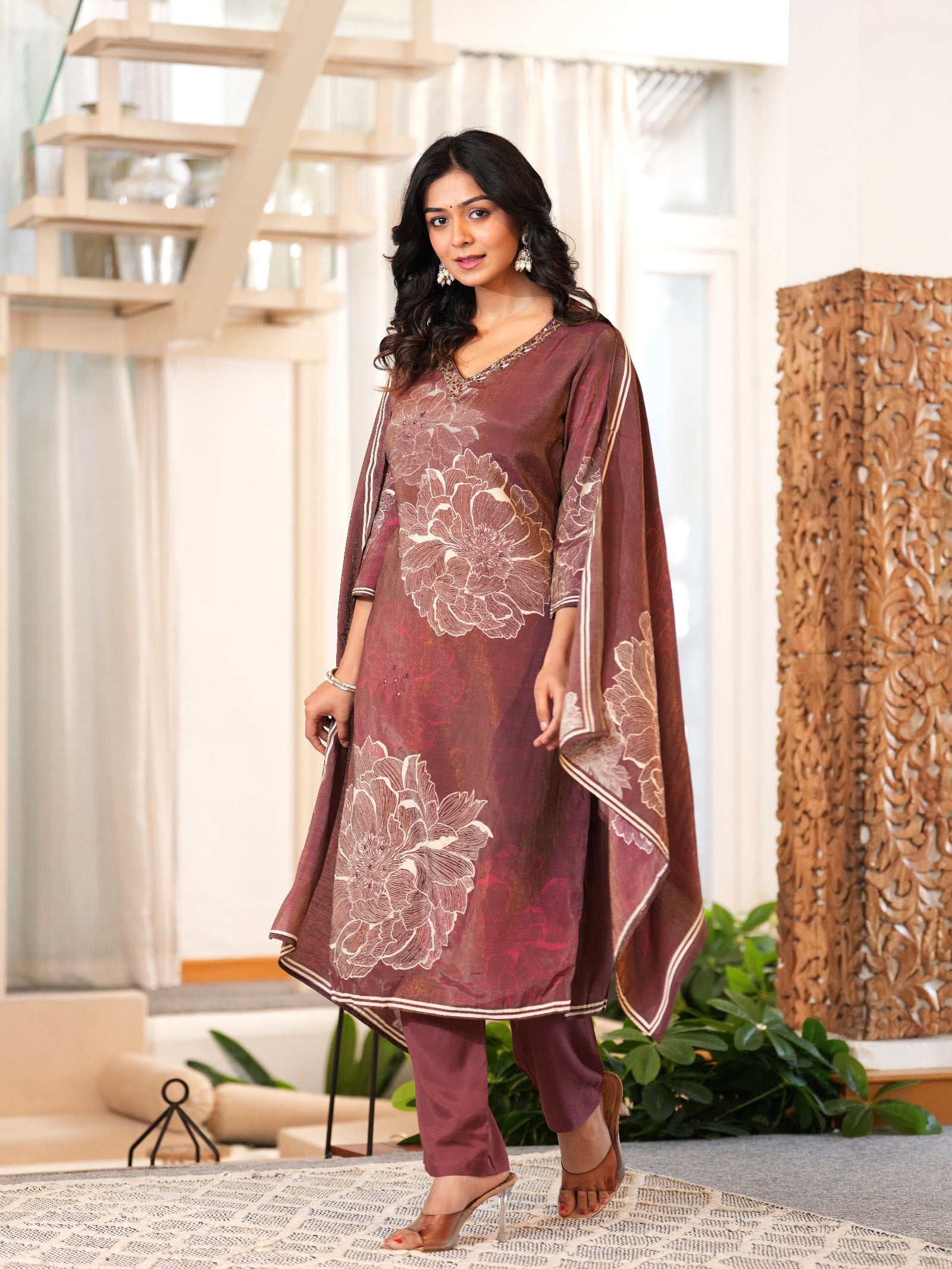 Maluka Women Rose Gold Shimmer Maslin Digital Floral Print Kurta Pant Dupatta Set