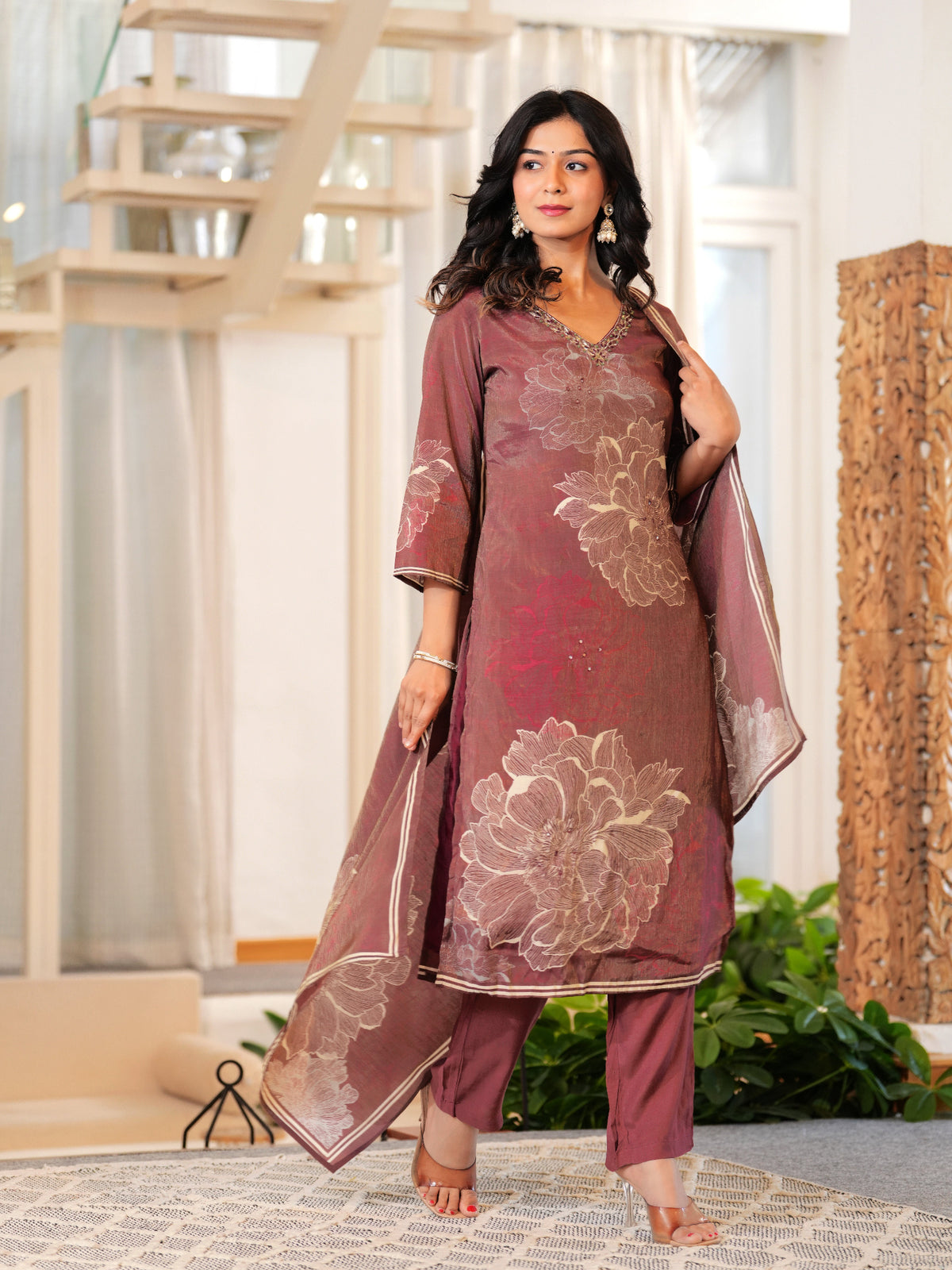 Maluka Women Rose Gold Shimmer Maslin Digital Floral Print Kurta Pant Dupatta Set