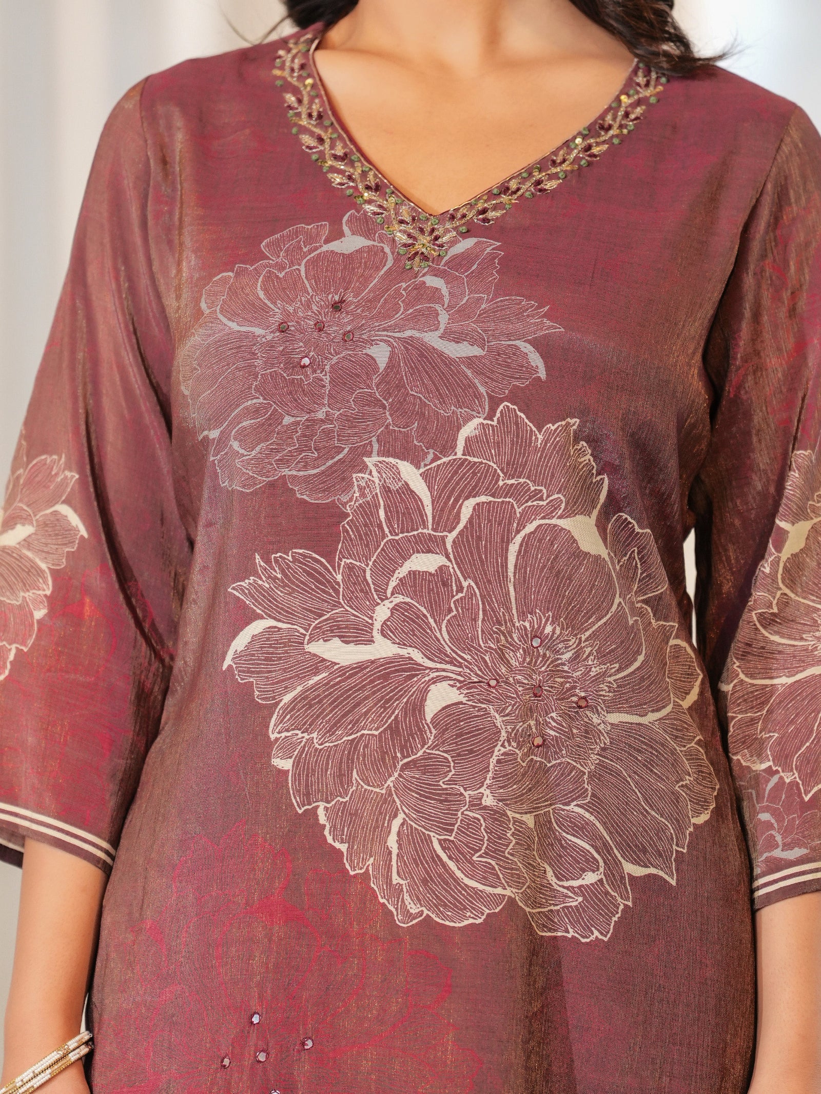 Maluka Women Rose Gold Shimmer Maslin Digital Floral Print Kurta Pant Dupatta Set