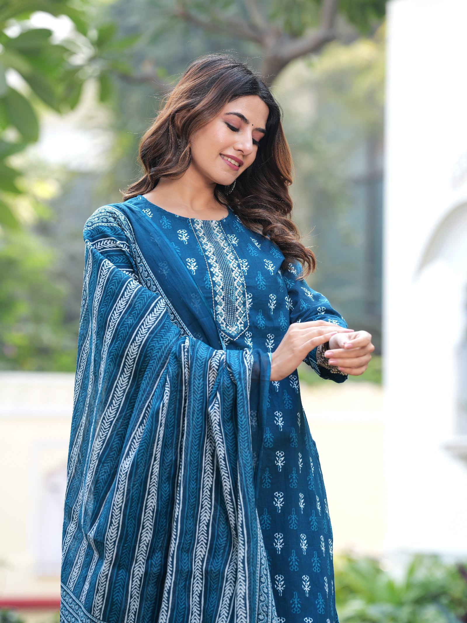 Maluka Women Cotton Blue Kurta Pant With Dupatta Set