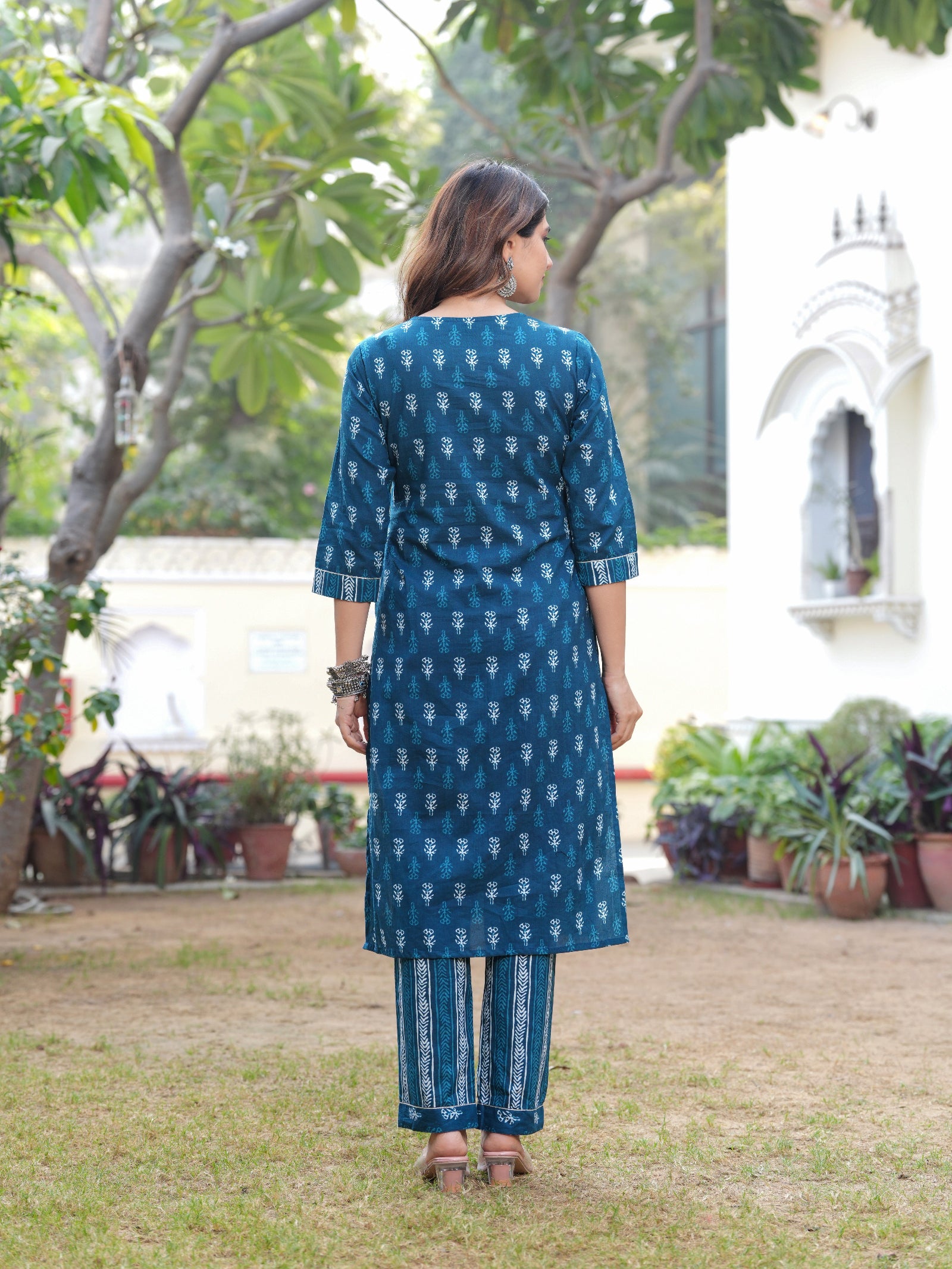 Maluka Women Cotton Blue Kurta Pant With Dupatta Set