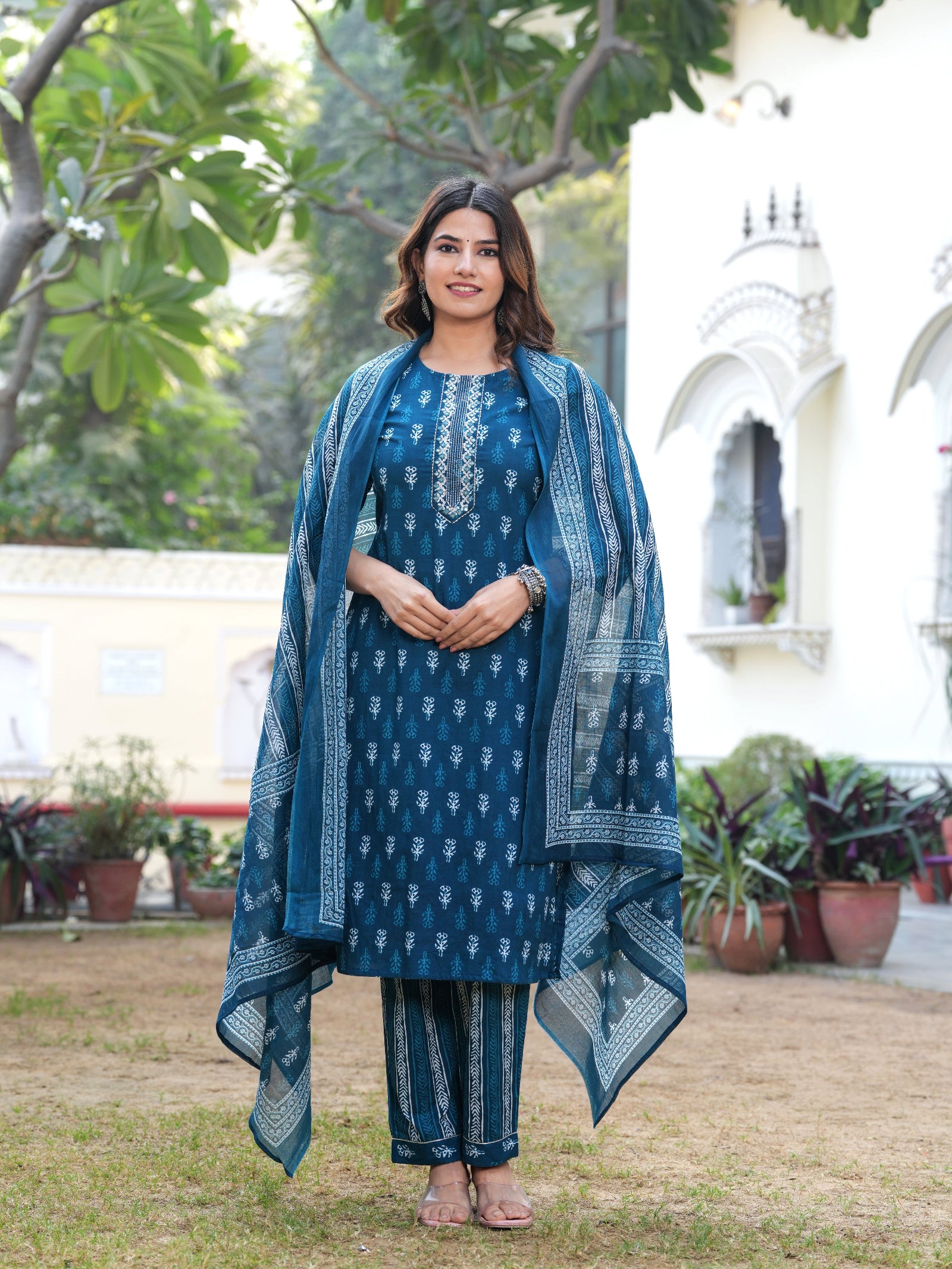 Maluka Women Cotton Blue Kurta Pant With Dupatta Set