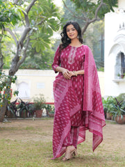 Maluka Women Dark Pink Cotton Printed Kurta Pant Dupatta Set