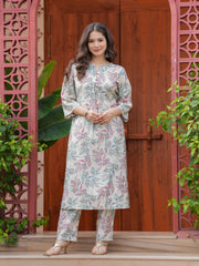 Maluka Women’s Green & Pink Floral Modal Chanderi Kurta Set