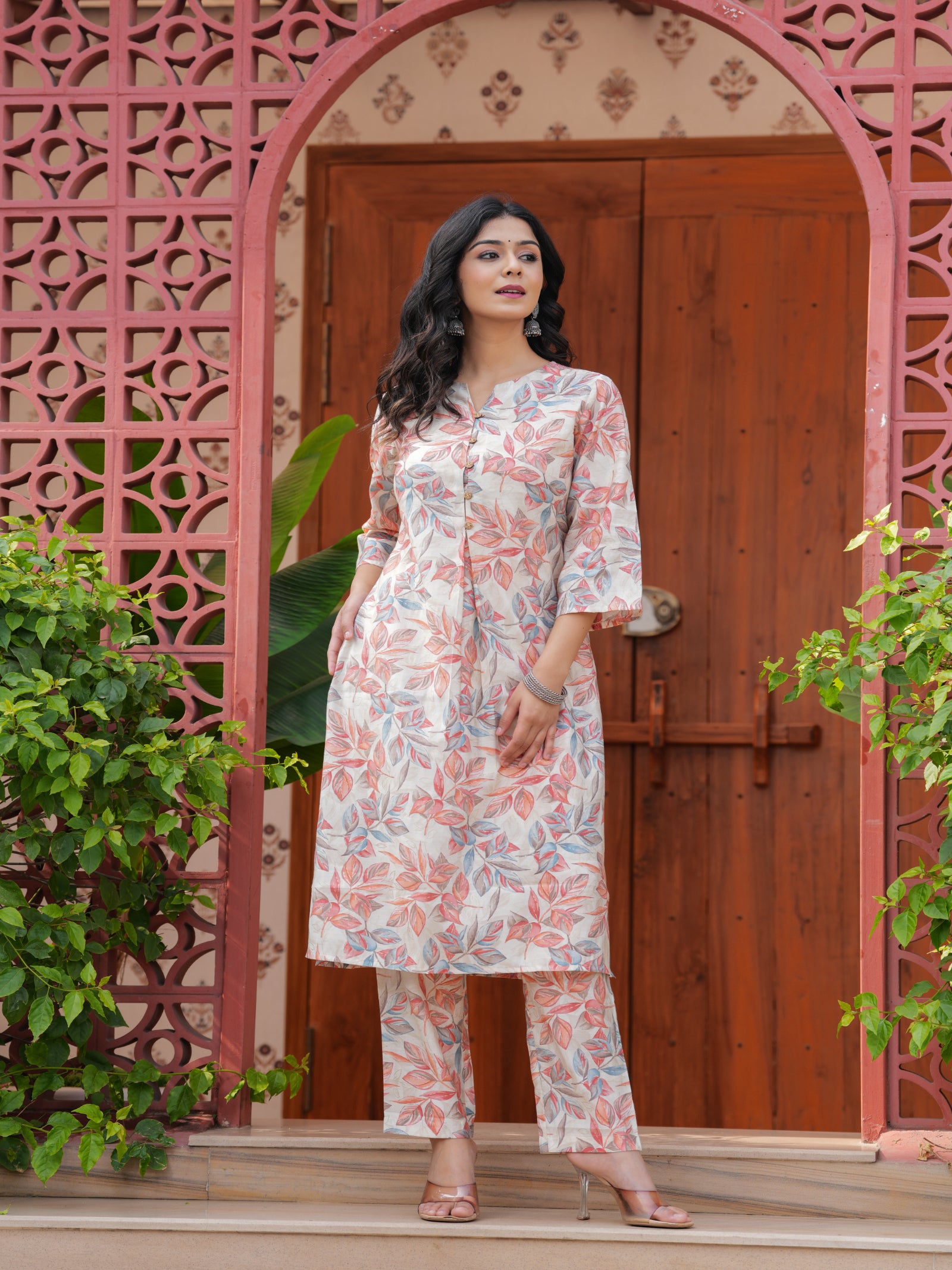 Maluka Women’s Green & Pink Floral Modal Chanderi Kurta Set