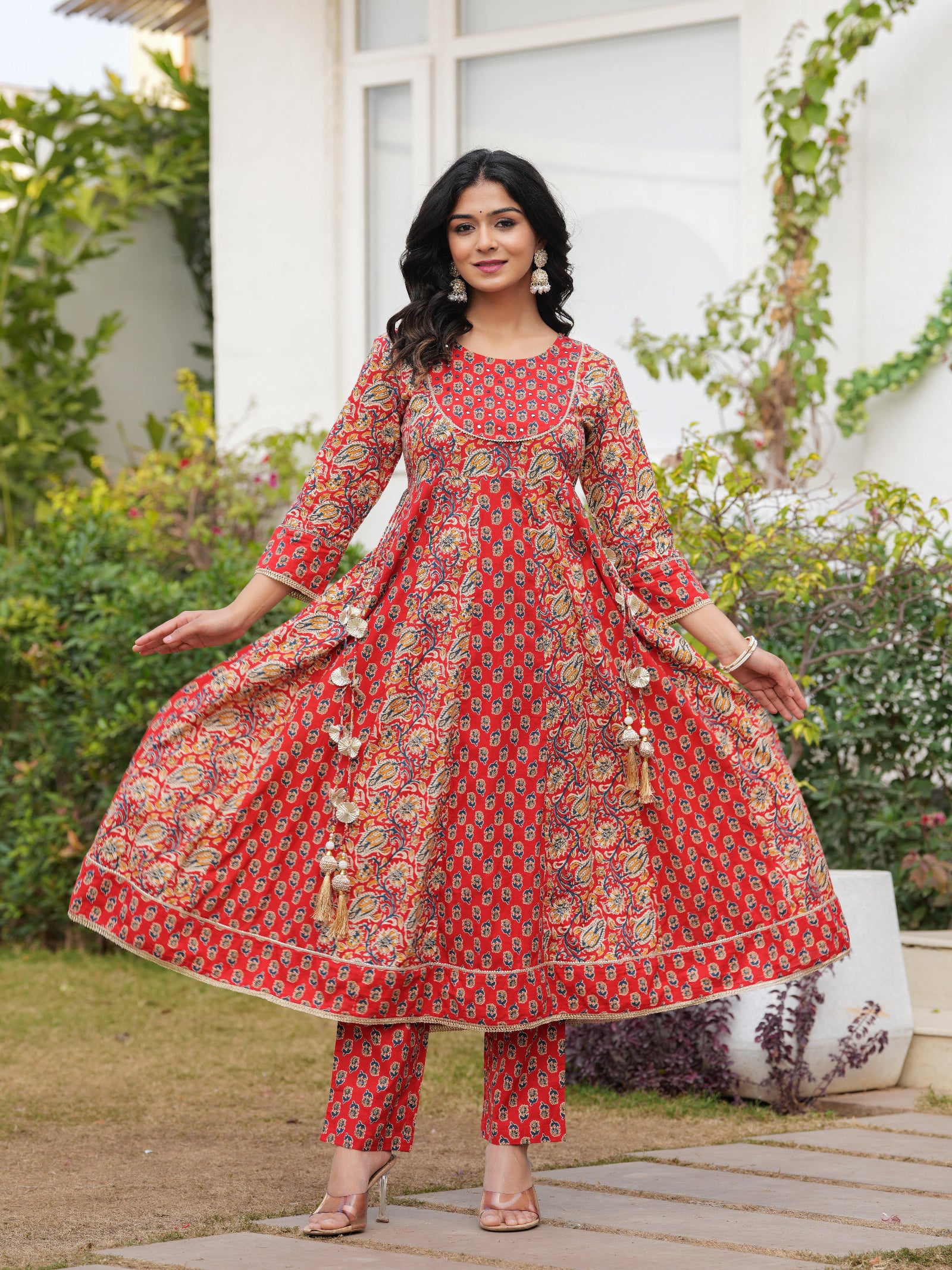 Maluka Women Maroon Cotton Printed Kurta Pant Dupatta Set