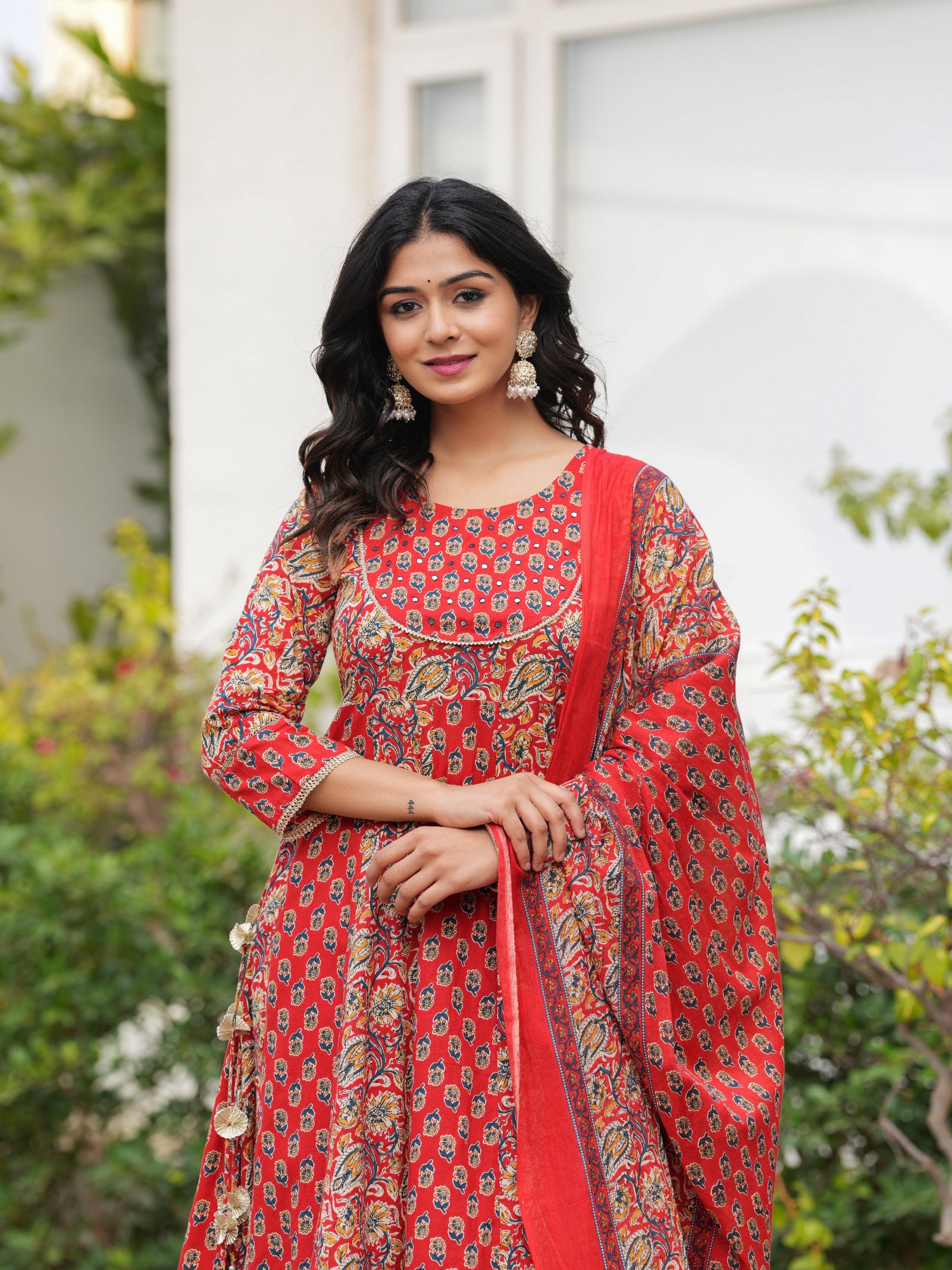 Maluka Women Maroon Cotton Printed Kurta Pant Dupatta Set