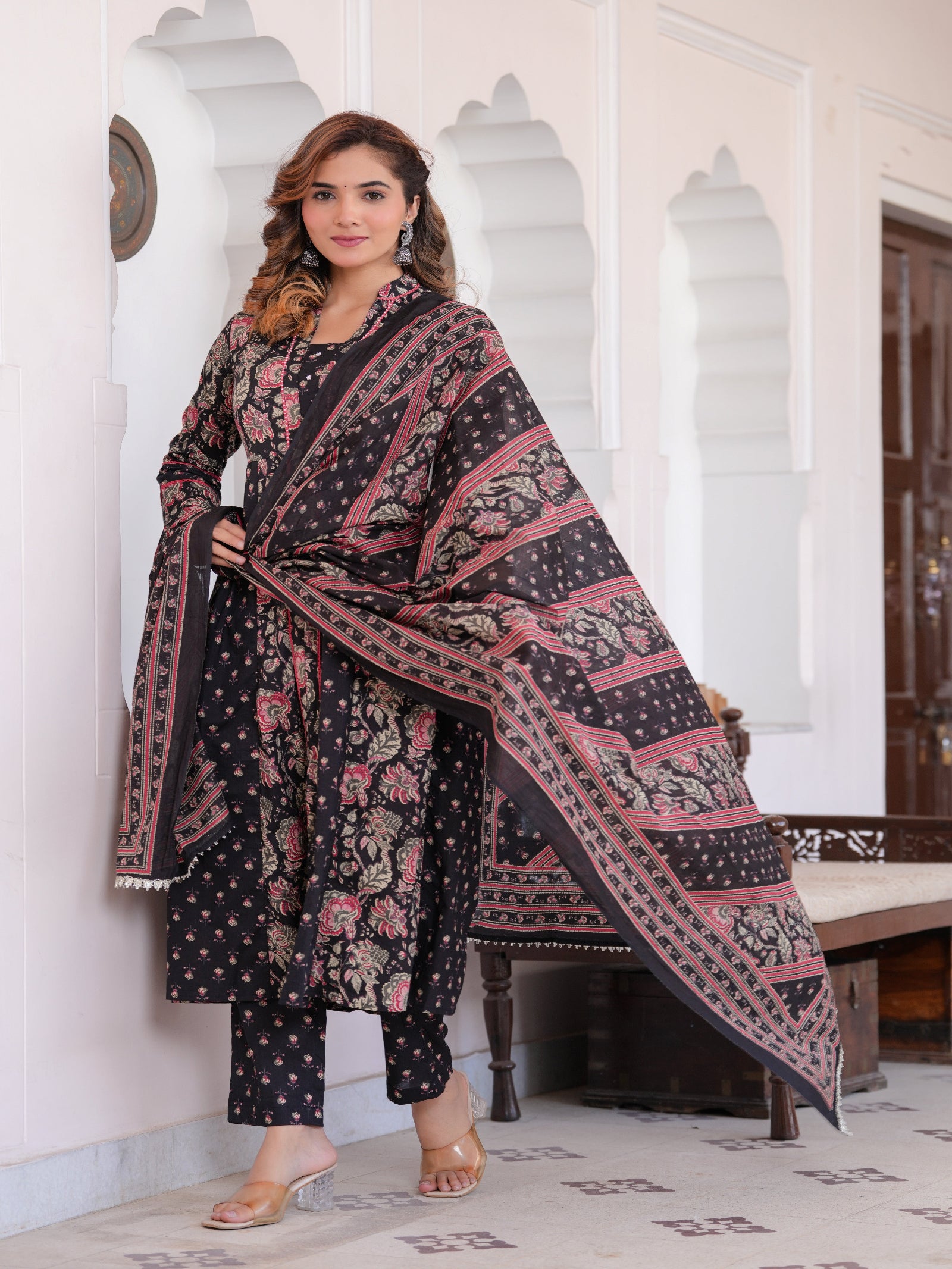 Maluka Women Black Floral Printed Kurta Pant Dupatta Set