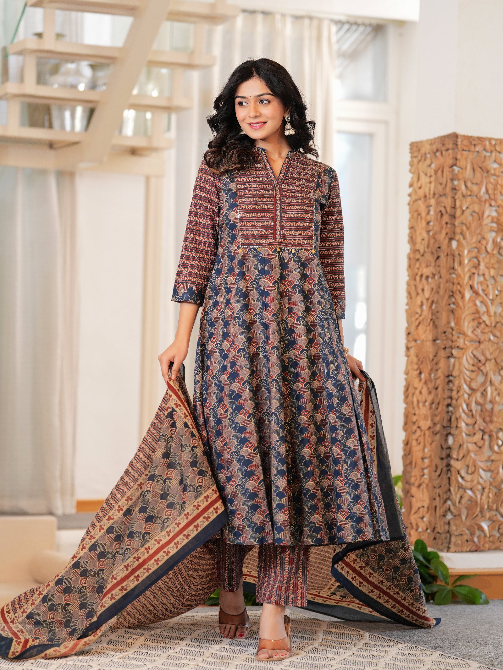 Maluka Women Cotton Printed Kurta Pant With Dupatta Set
