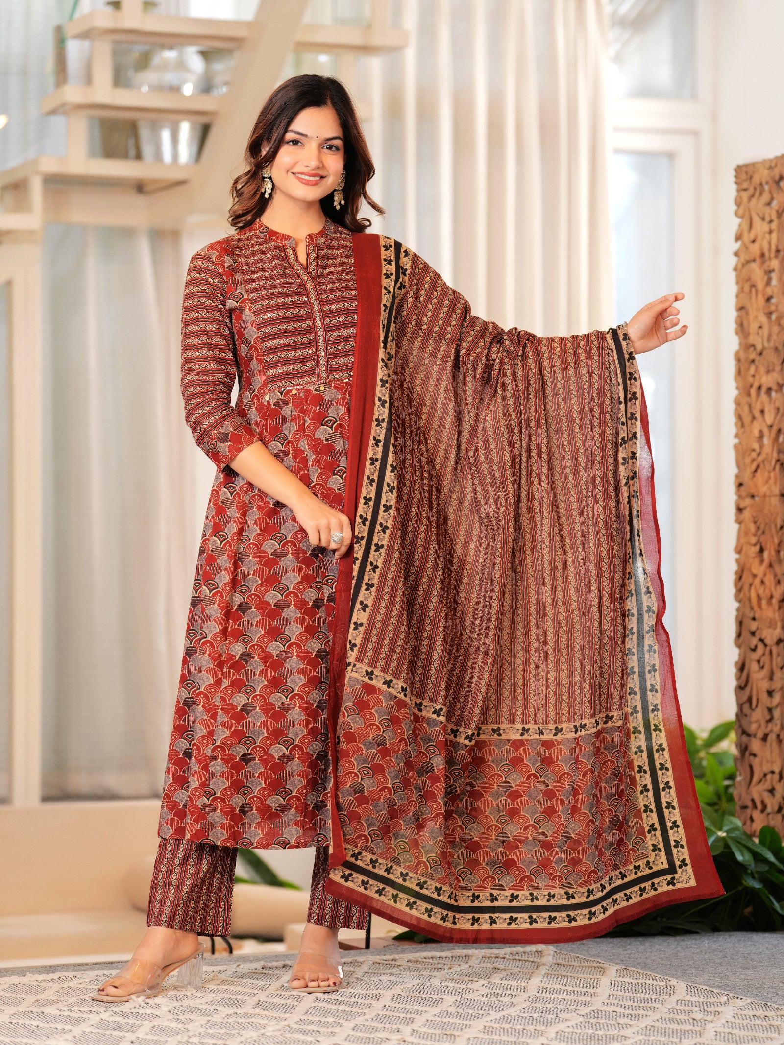 Maluka Women Cotton Floral Printed Kurta Pant With Dupatta Set